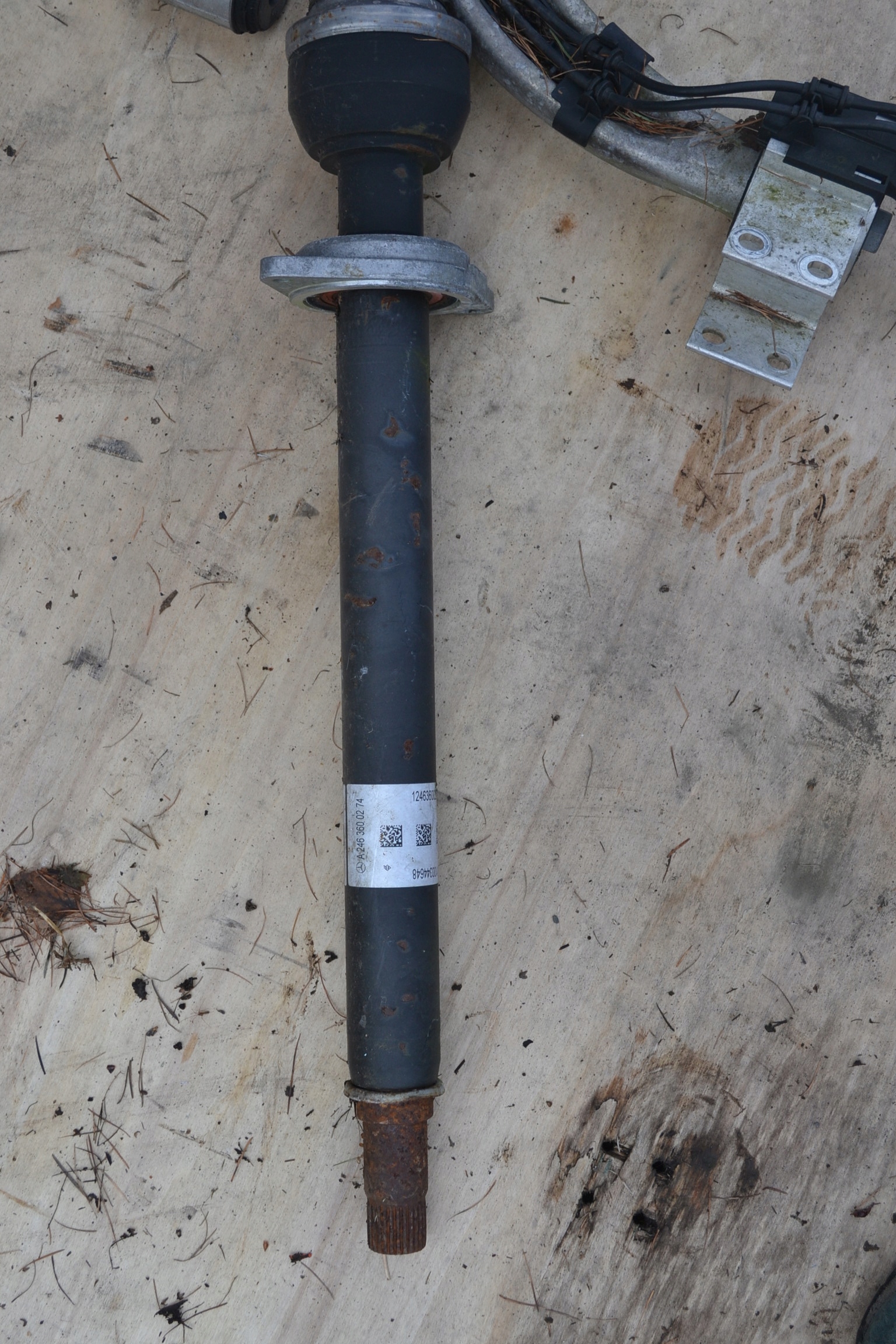 semi-axis right MERCEDES GLA 156 1,5D A2463600274