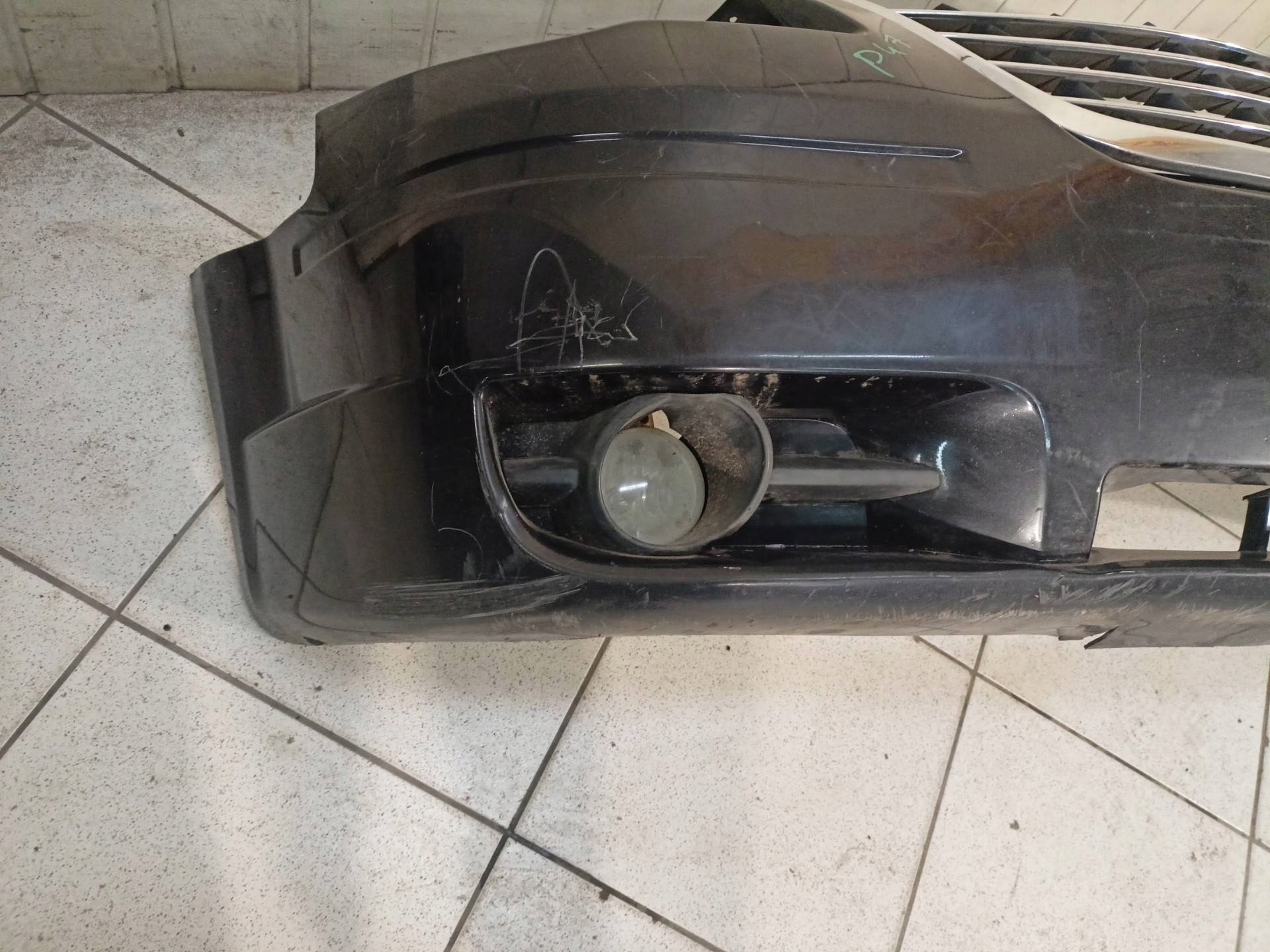 bumper front Chrysler Town and Country 5 2009