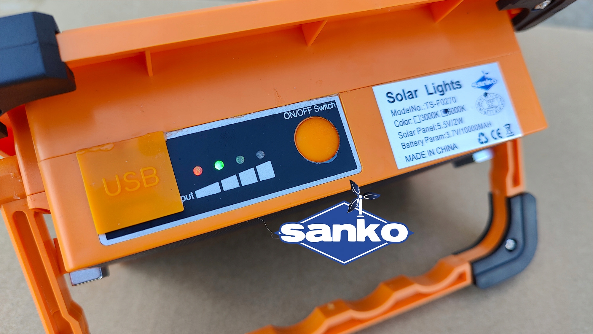 Lampa solarna SANKO LED F0270 PowerBank 10W 6000K Stan opakowania oryginalne