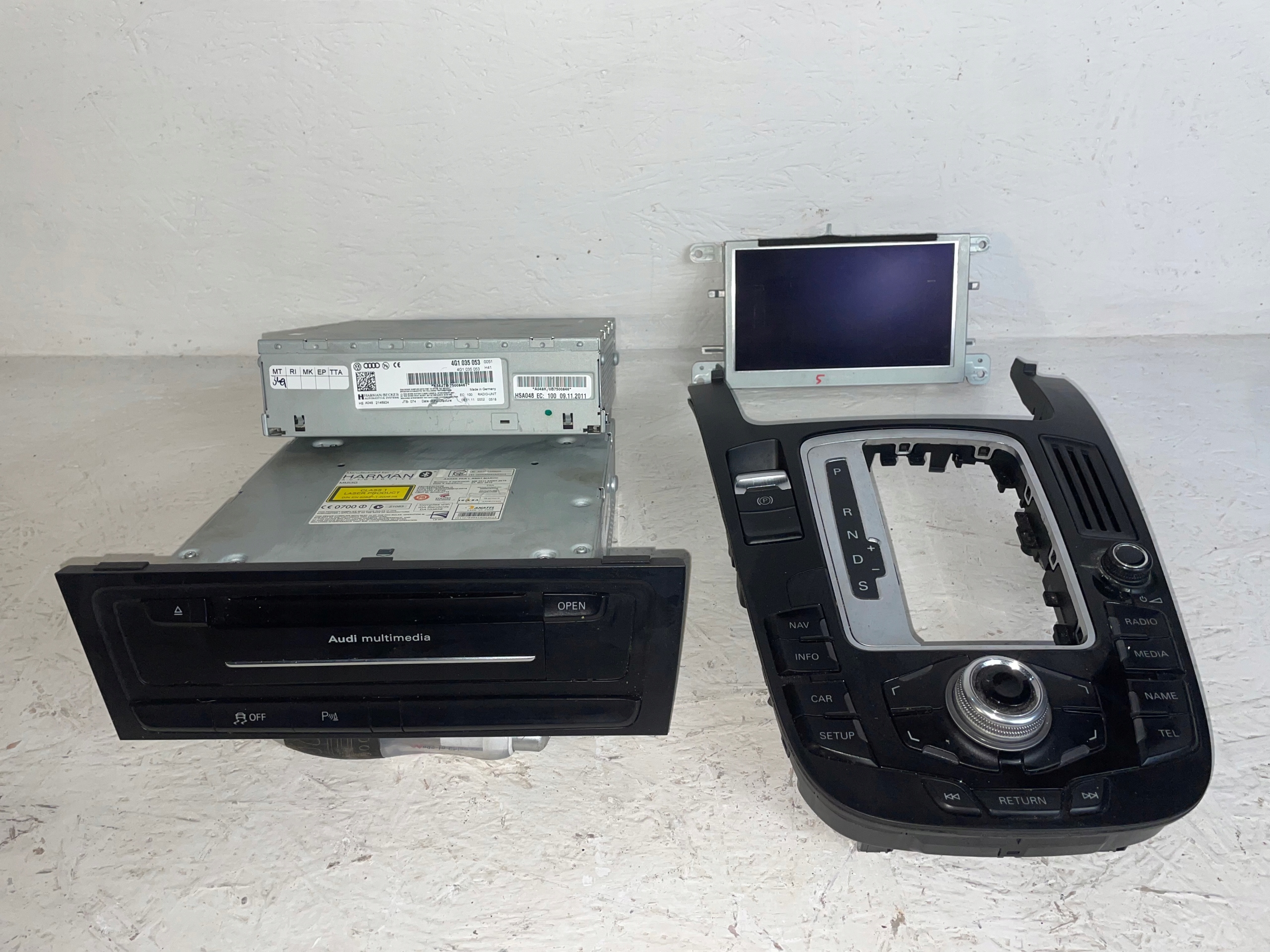 856147 - Навигация MMI 3G AUDI A5 LIFT