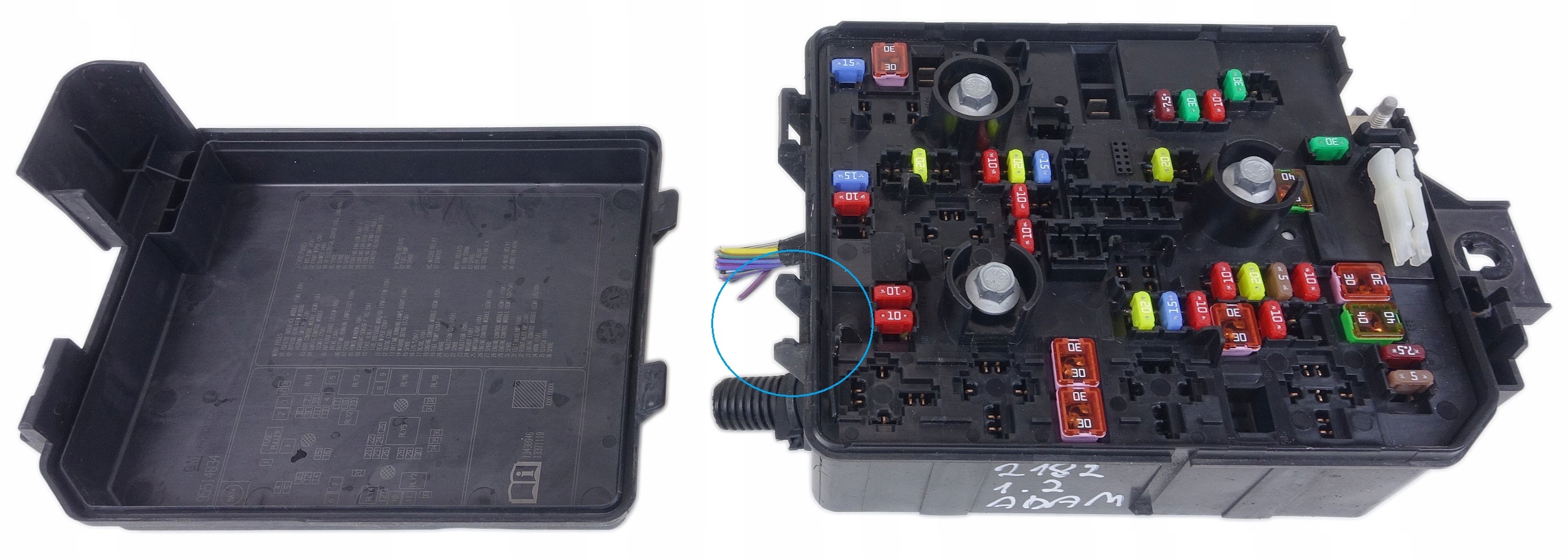 Skrzynka bezpieczników BSI pokrywa Opel Adam 2012- 1.2 13438946 WB 95514834