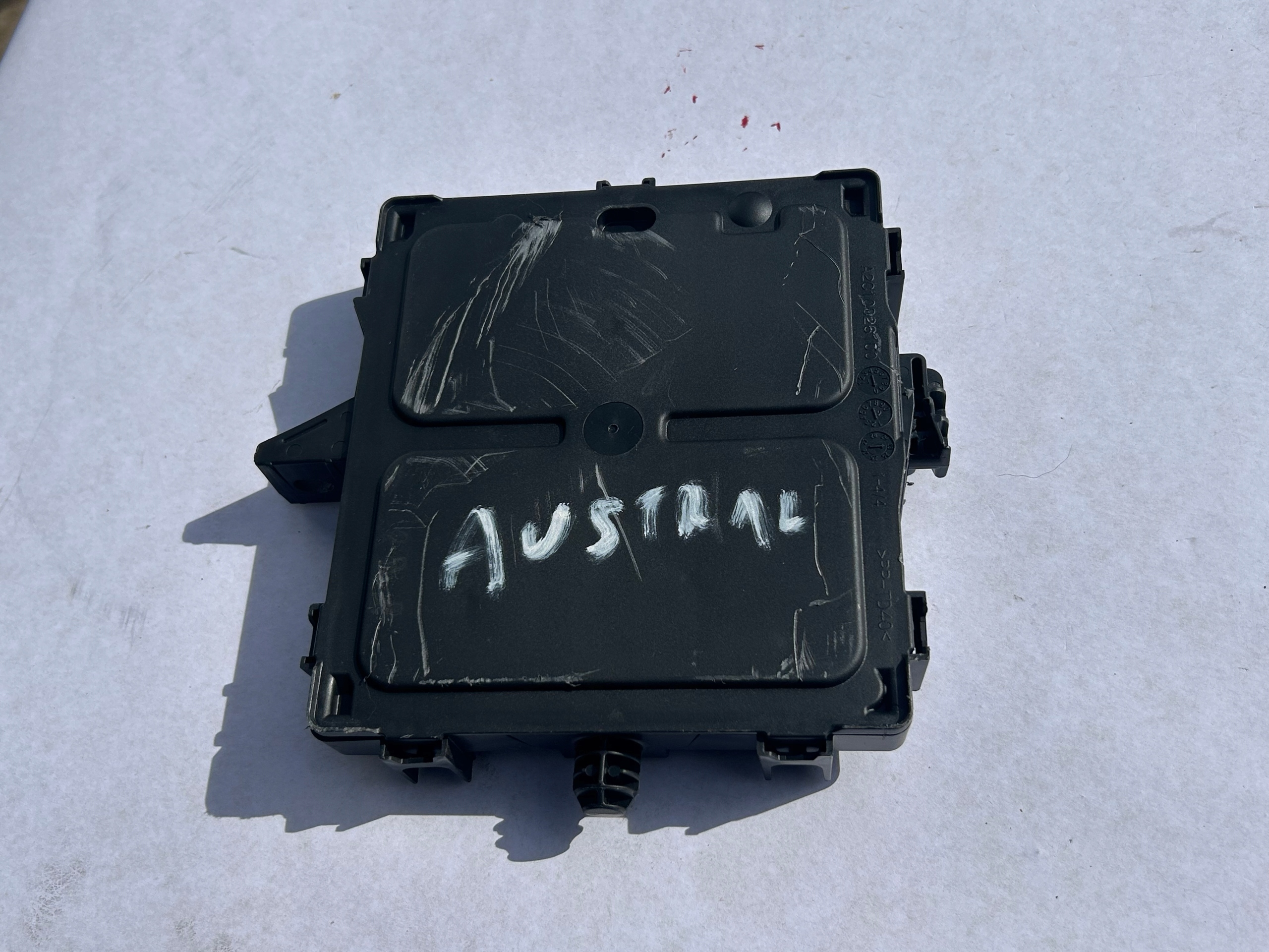 RENAULT AUSTRAL E-TECH Module Unité de contrôle 284B27794R