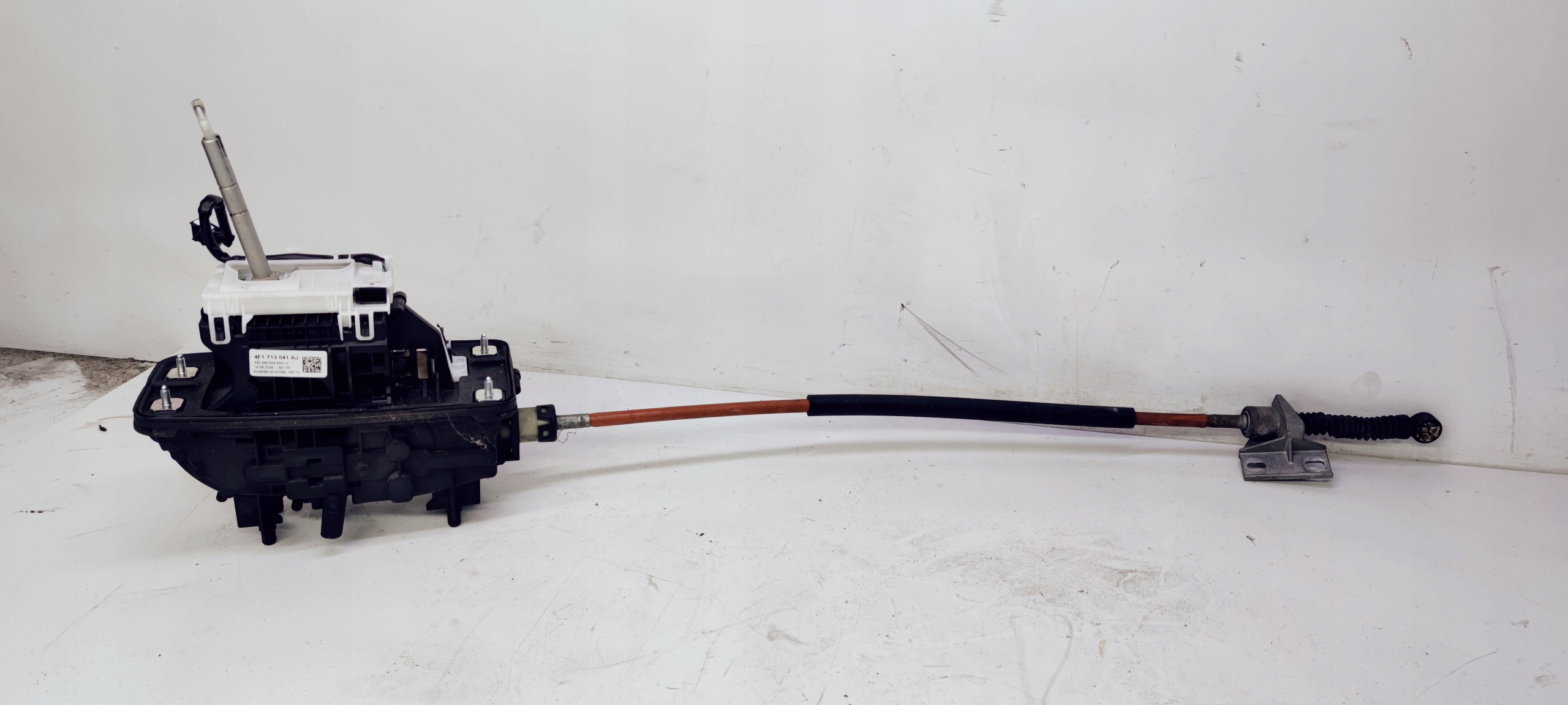 WYBIERAK LEWAREK AUDI A6 C6 AUTOMAT 4F1713041AJ