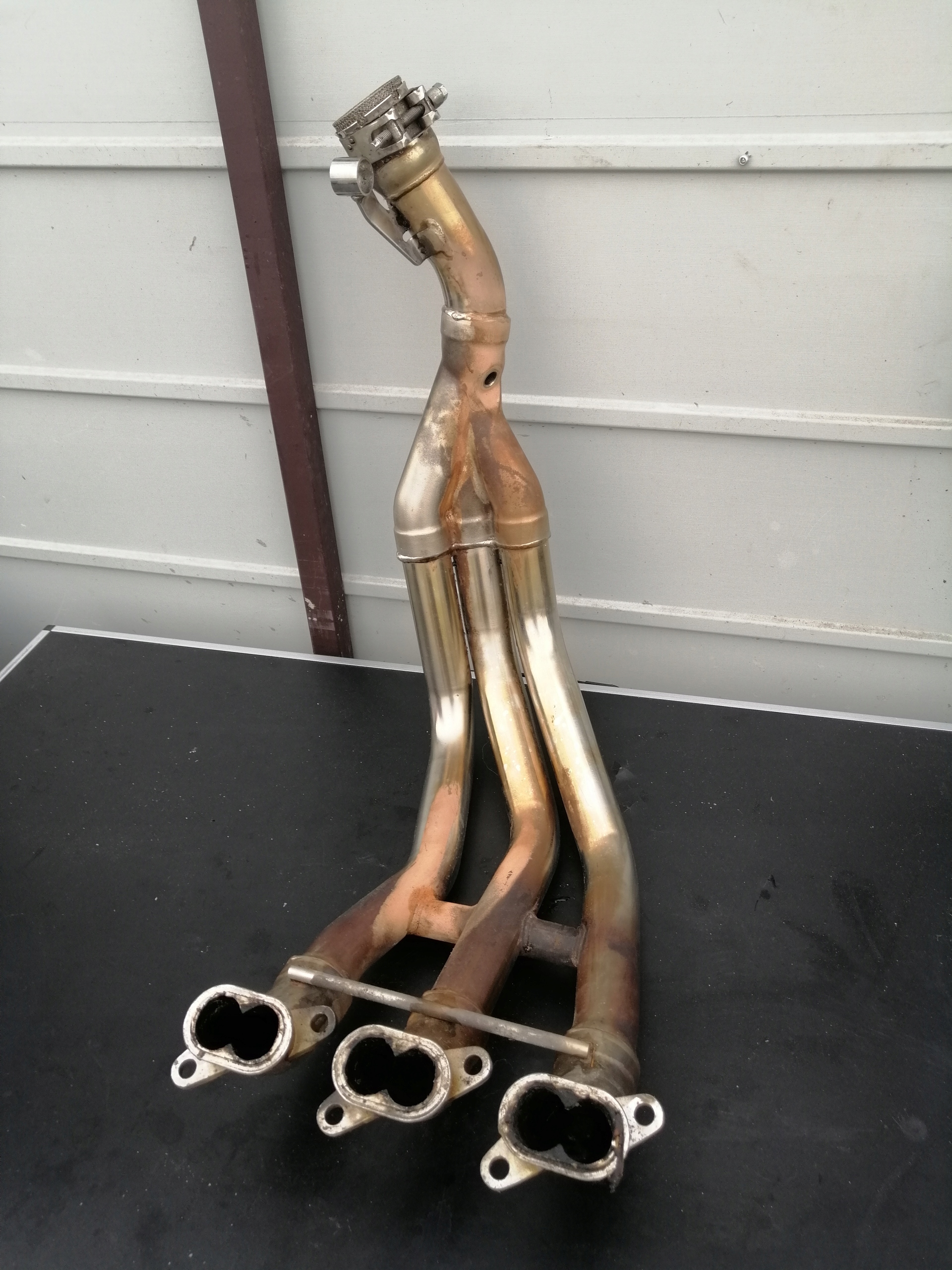 TRIUMPH SPEED TRIPLE 1050 KOLEKTOR WYDECH Dopasowanie do pojazdu produkt dedykowany