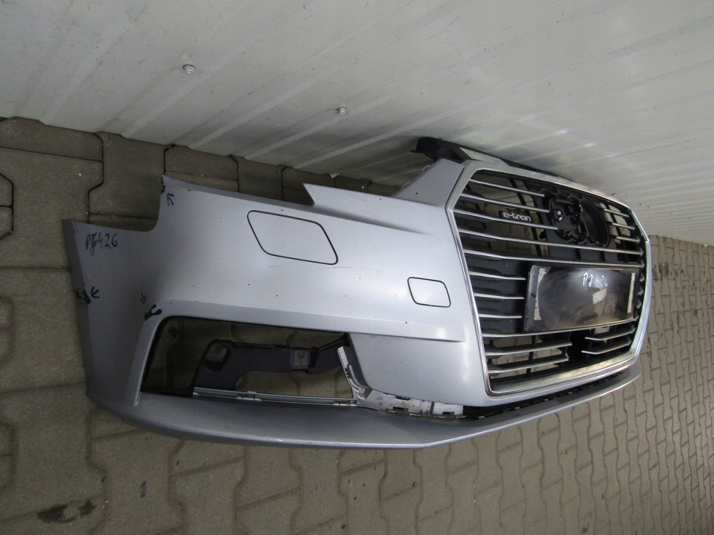 Zderzak przód przedni AUDI A3 8V 8V4 E-TRON LIFT 17-20 Kolor srebrny