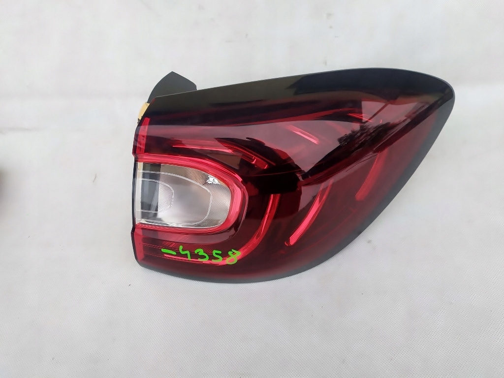 LAMPA LED PRAWA TYLNA TYŁ CAPTUR LIFT LED