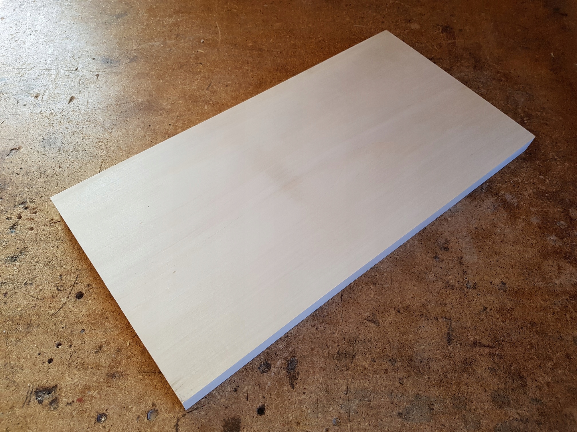 Prkénko lipové 50x25x5cm dřevo socha ikony lípa