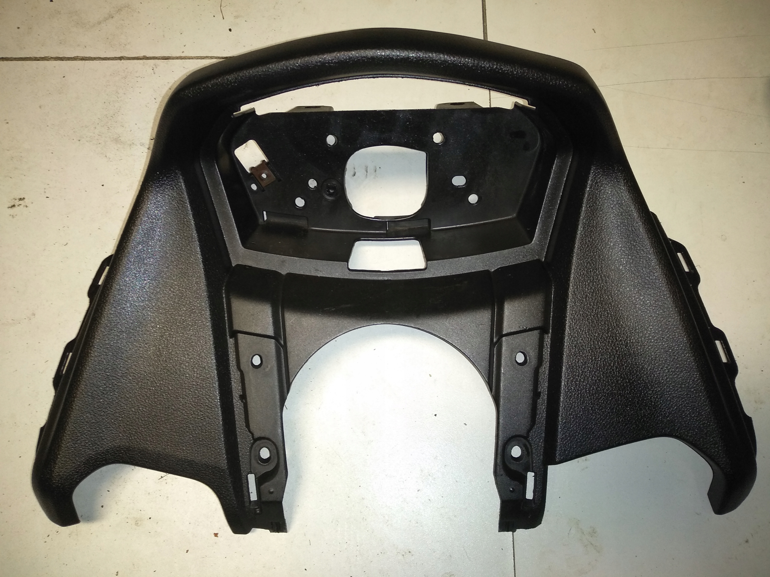 Yamaha Nmax N max 125 22r krytka výplň krytu počítadla vrchlíka