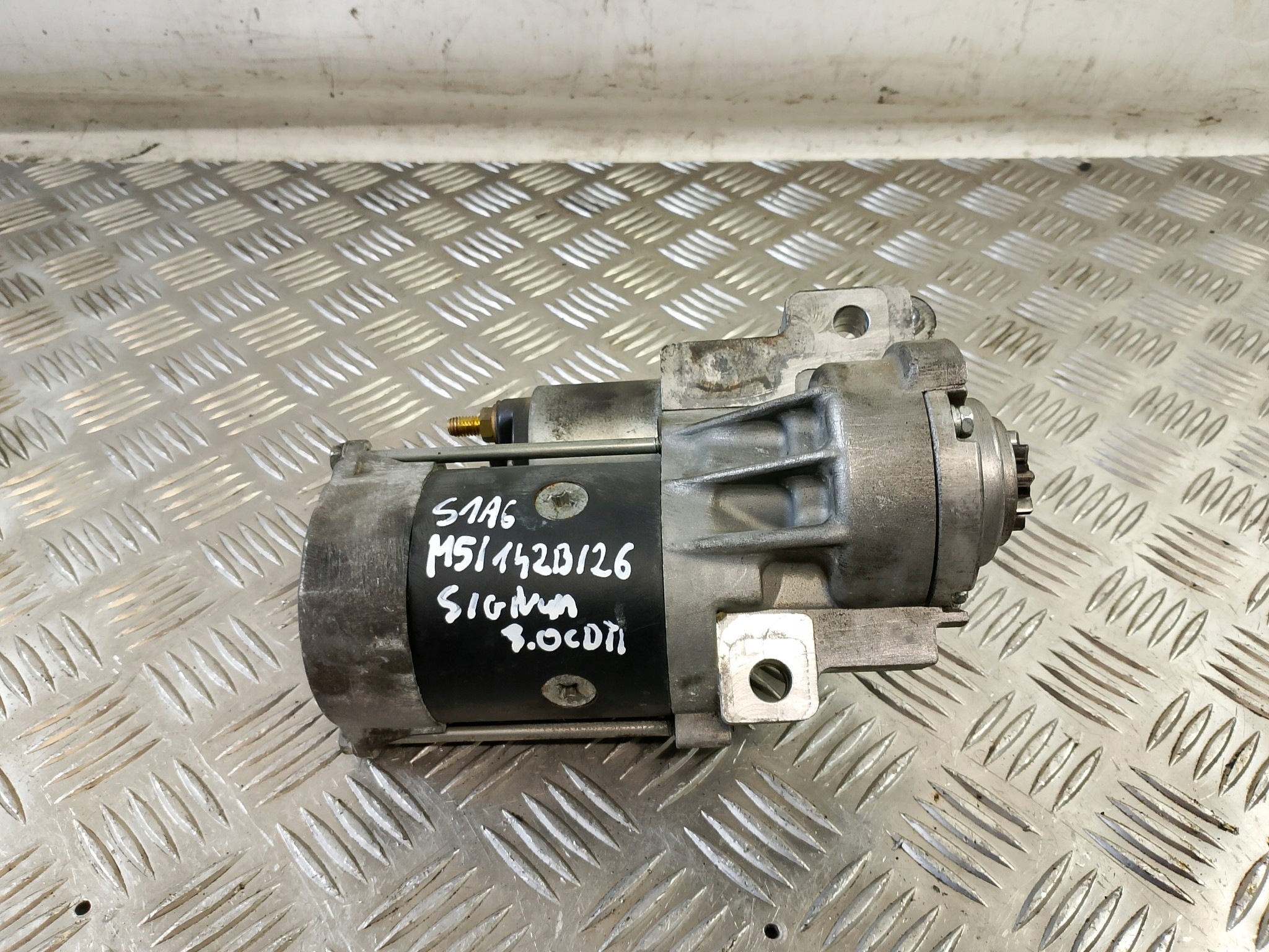 startér MOTORU OPEL SIGNUM 3.0 CDTI 8973756132