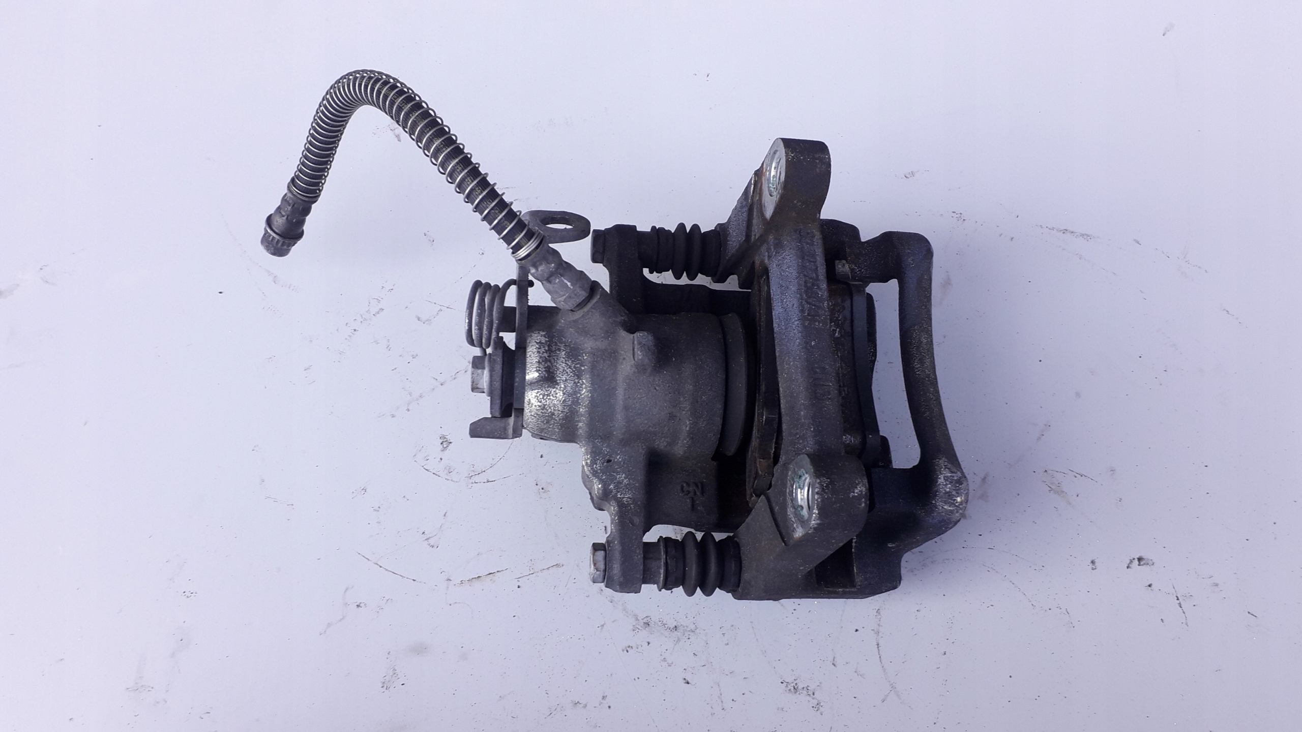 caliper right rear rear part OPEL VIVARO 837016 61708