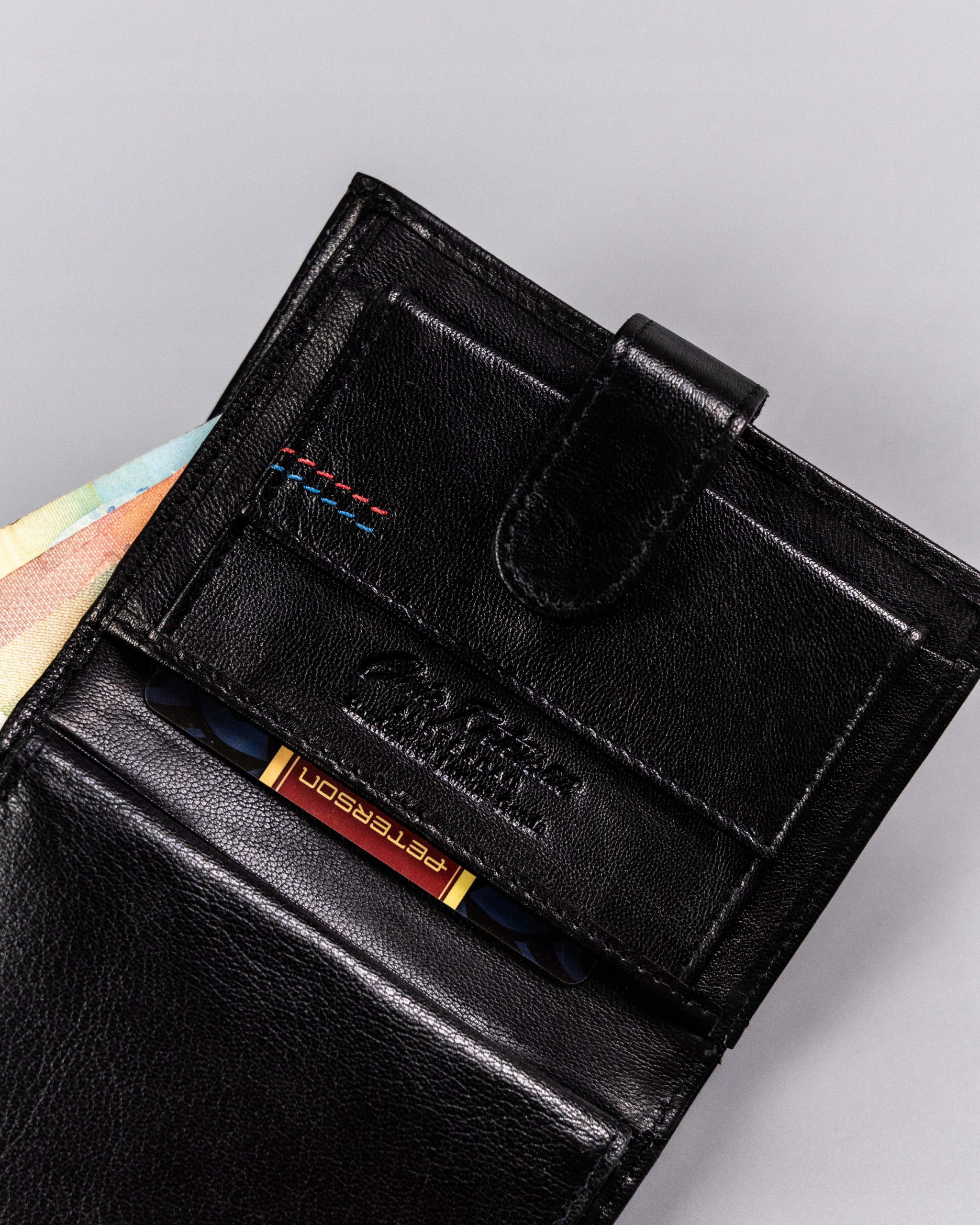 PETERSON PORTFEL MĘSKI SKÓRZANY RFID ROZBUDOWANY Orientacja pionowa