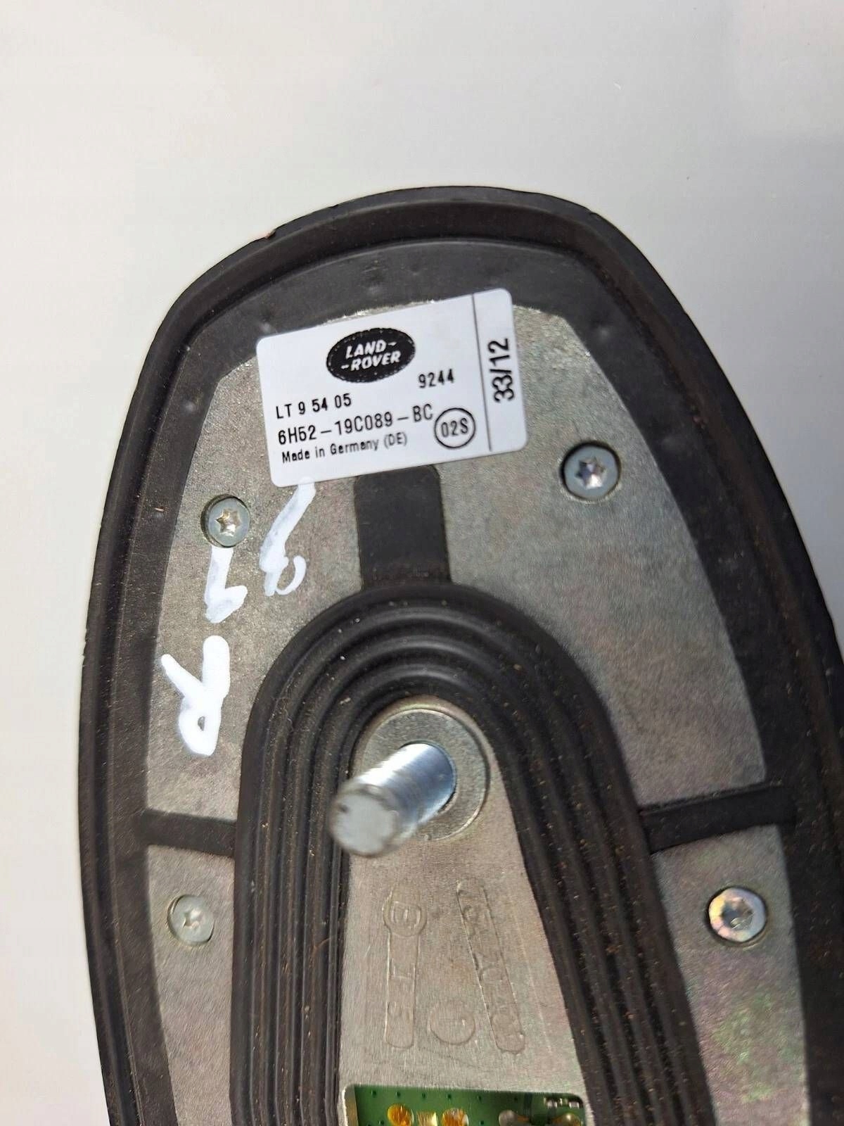 LAND ROVER Discovery 4 - LR4 2011 антенна