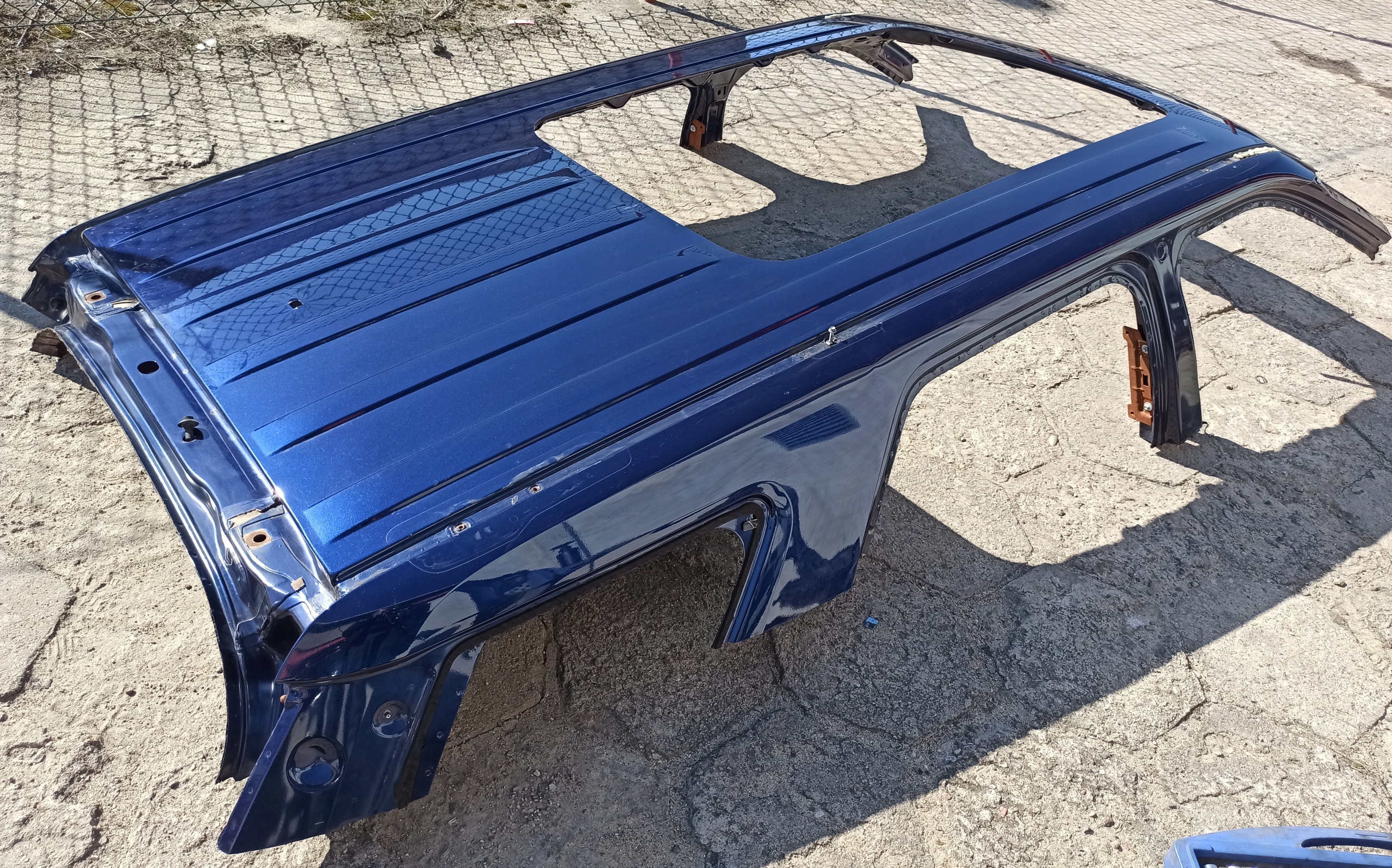 roof side roofs Ford Explorer 2011