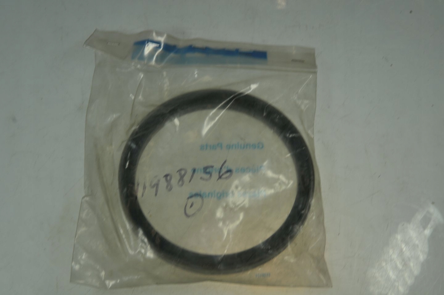 USZCZELNIACZ PIASTY VOLVO 11988156