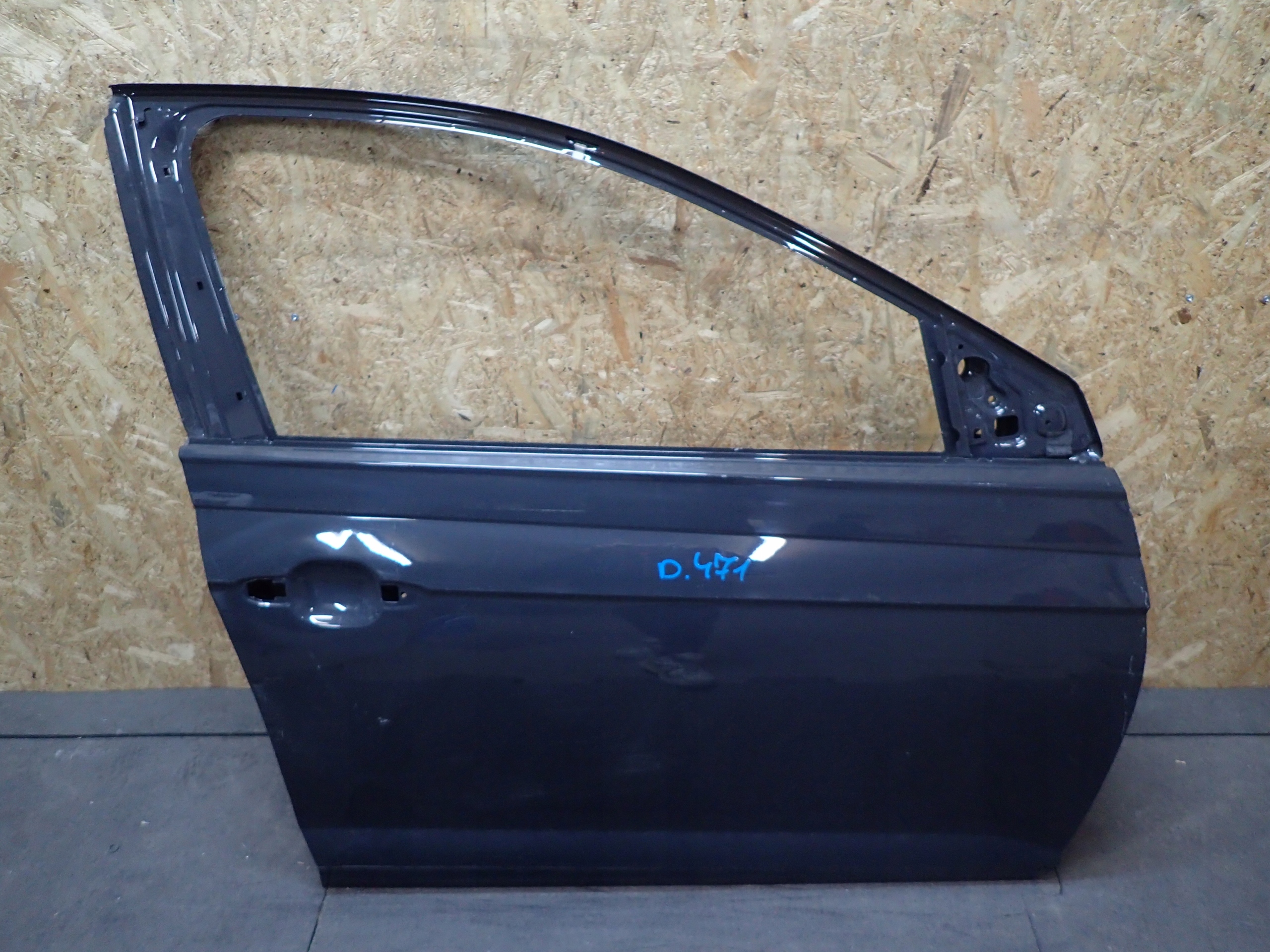 ДВЕРІ ПЕРЕД ПРАВЕ VW POLOg 17-