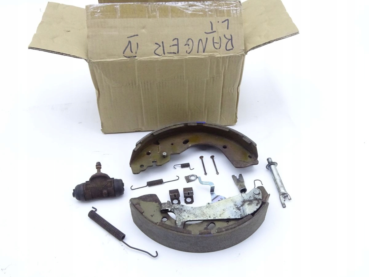 FORD RANGER IV 11 ZESTAW HAMULCOWY LEWY TYL Producent czesci Ford OE