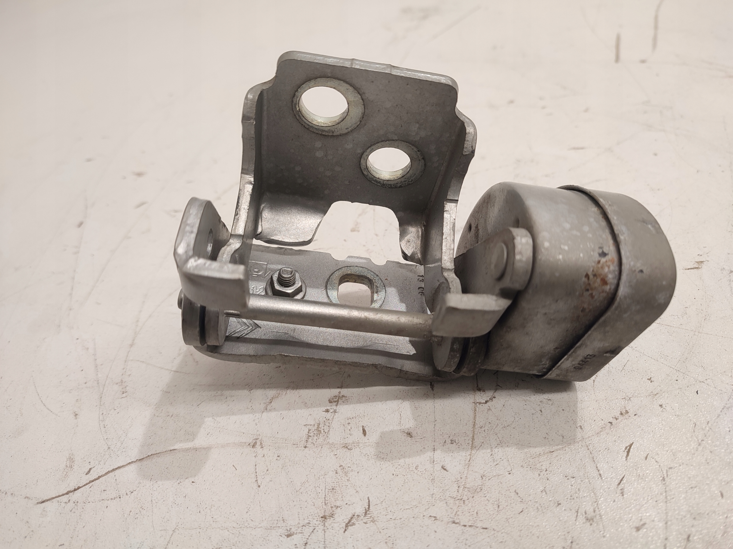 CITROEN C5 X7 III OGRANICZNIK DRZWI PRAWY EZRC