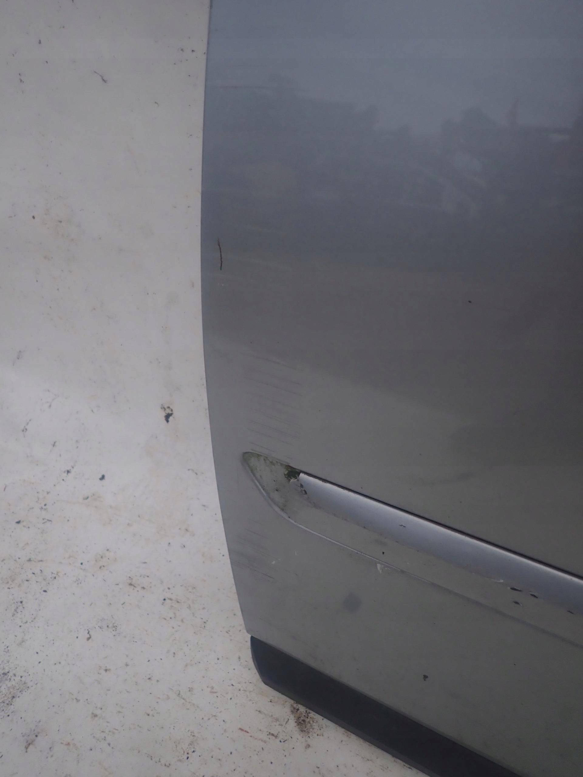 VOLVO V50 S40 V-50 S-40 04-12 door left front