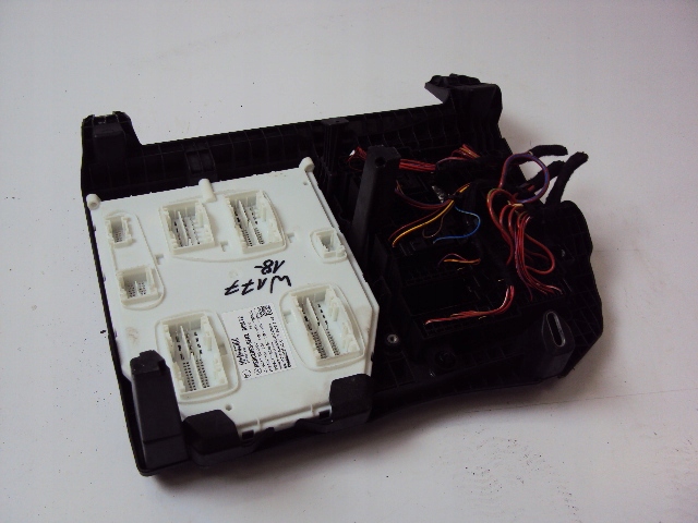 A2479001306 - Модуль BCM V2 MERCEDES W117 2018-