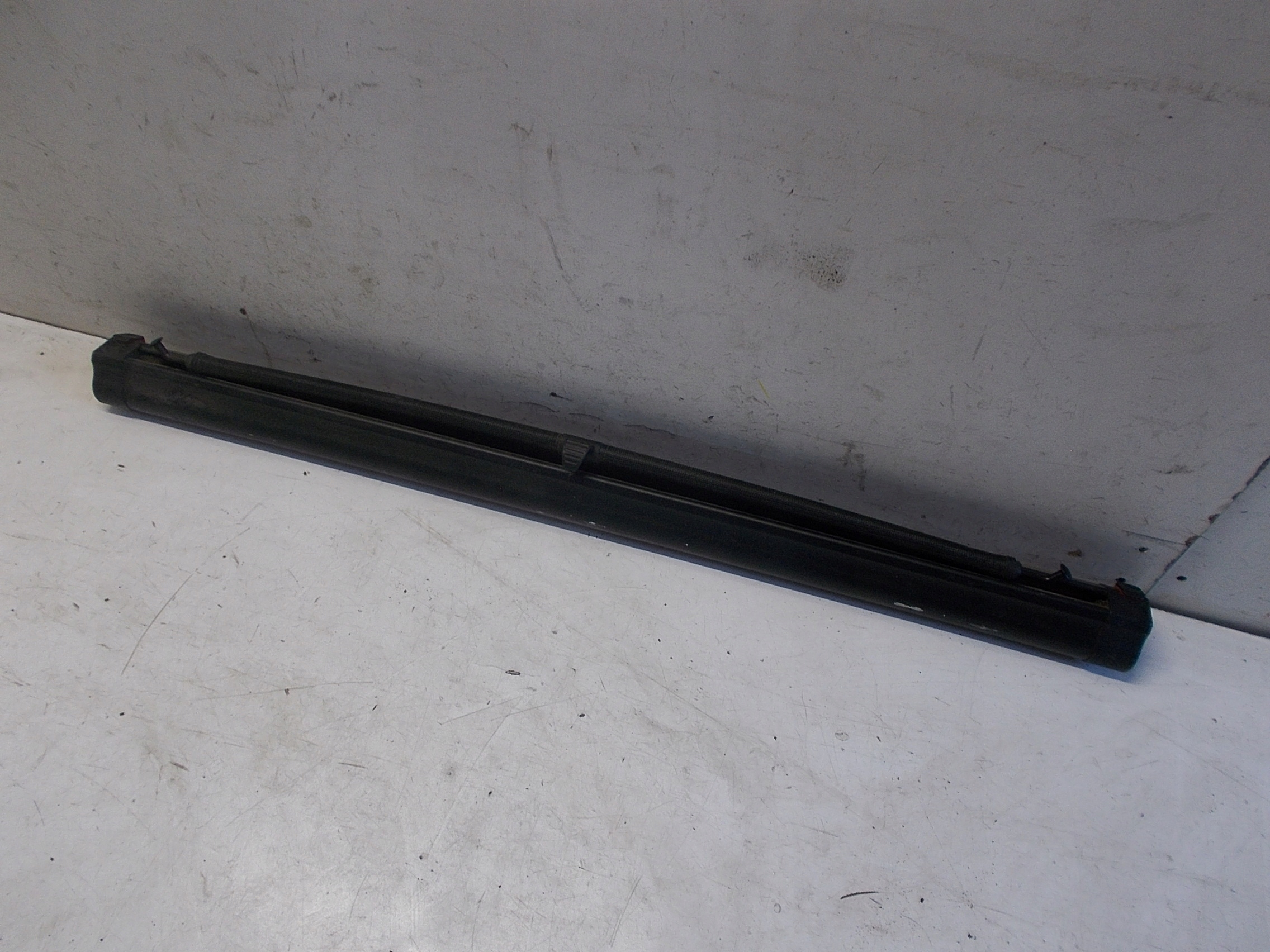 AUDI A4 B8 KOMBI ŚIATKA BAGAŻNIKA