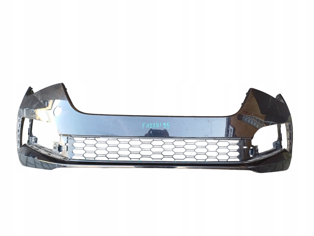 SKODA SCALA 19- ZDERZAK PRZÓD 657807221