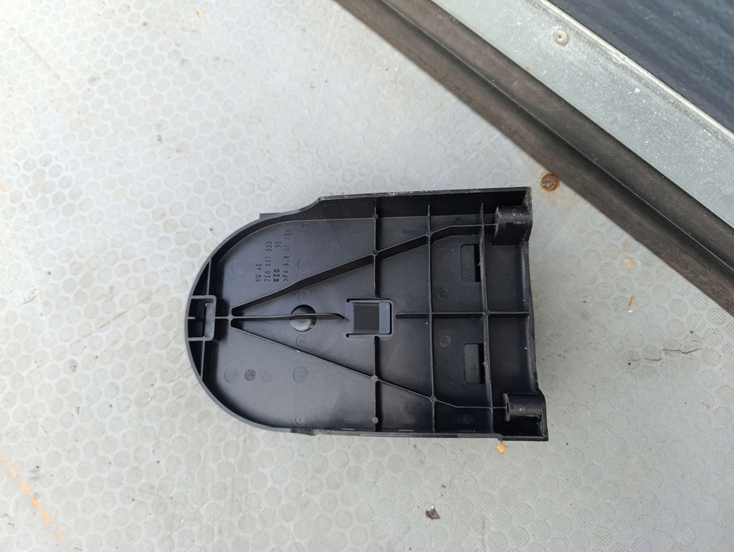 VW T5 module control unit HAKA 1K0907383F