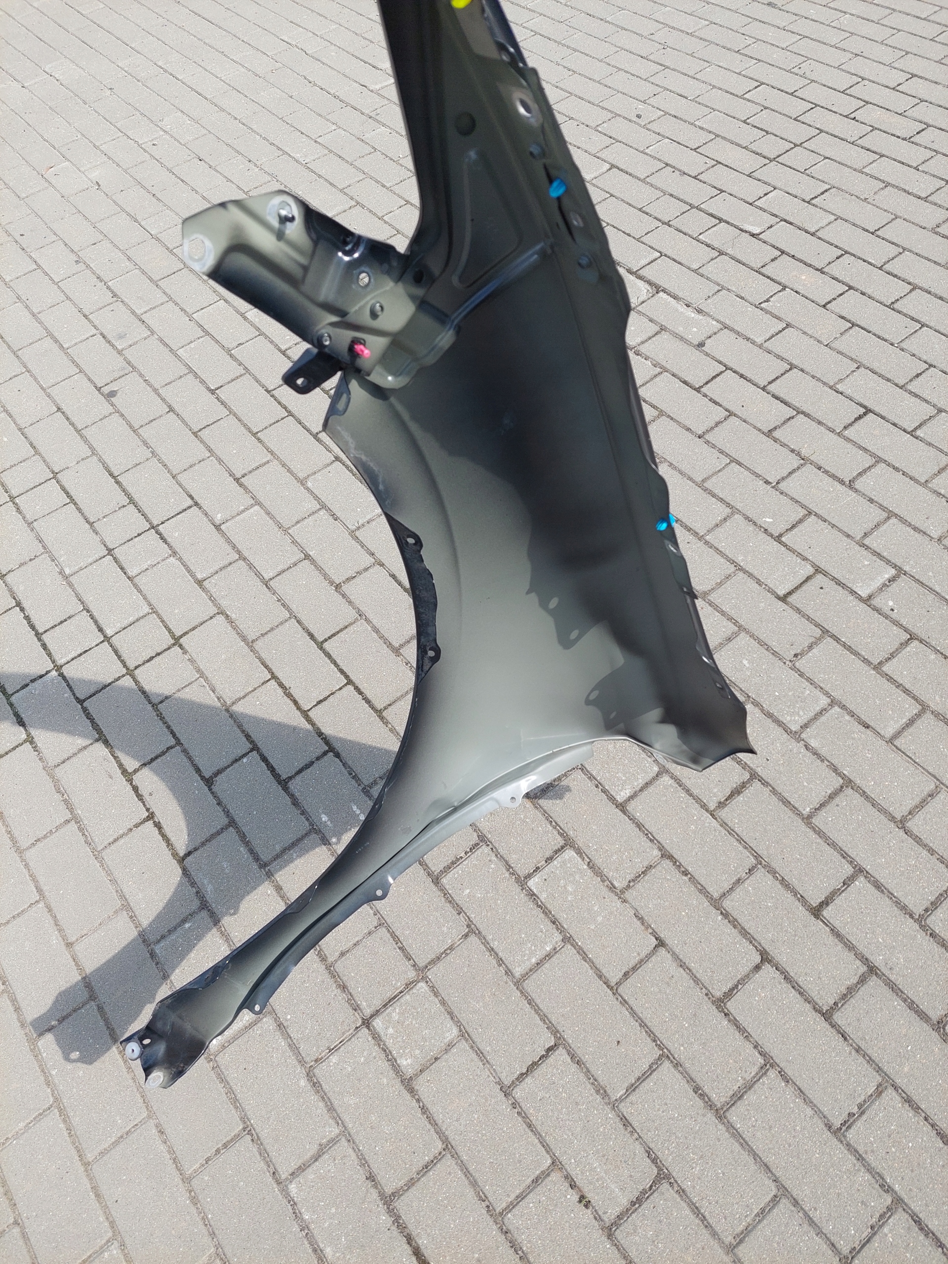 damaged fender front front right support LEXUS ES VII 7 300 H 223