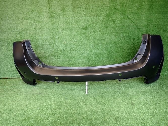 TOYOTA AURIS II HB 12-15 zderzak tylny tył