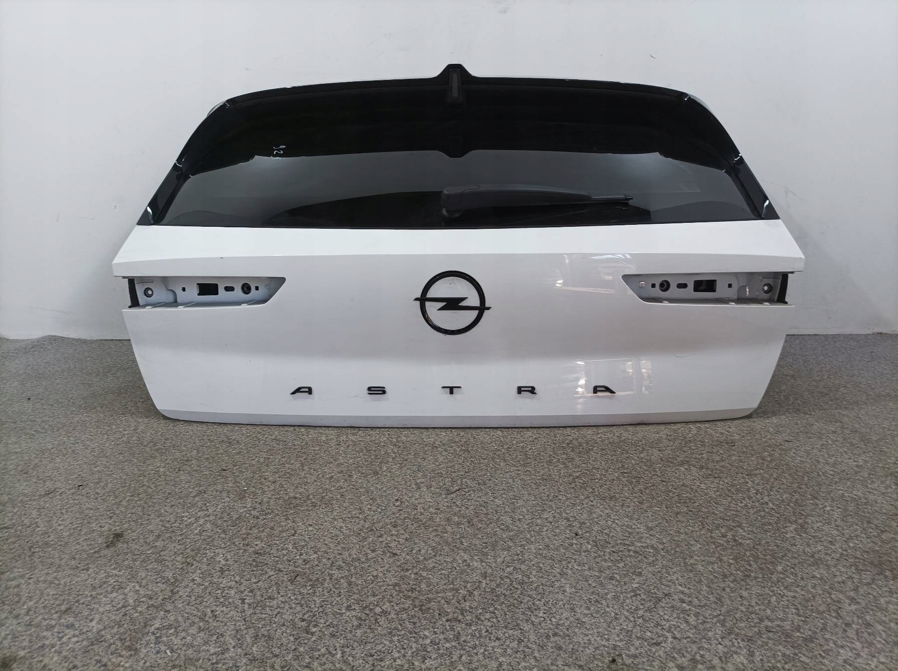 boot door BIALA EWP 5D HB Opel Astra VI (2022- ) L