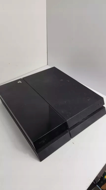 PlayStation4 - PS4（CUH-2000A）500GB Amazon.co.jp: PlayStation 4 ジェット・ブラック 500GB(CUH