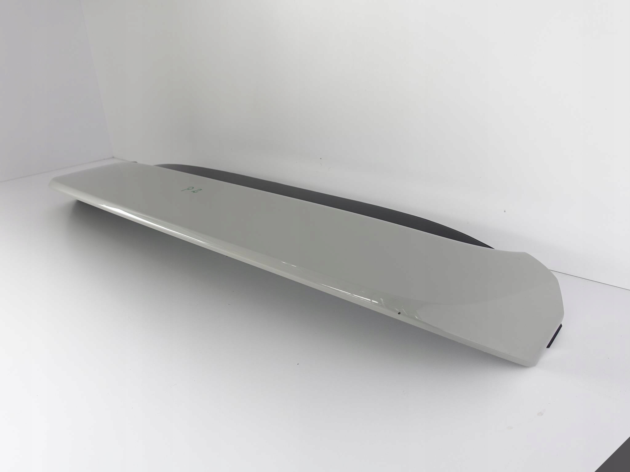 PORSCHE CAYENNE 9Y3 COUPE GTS TURBO SPOILER LOTKA