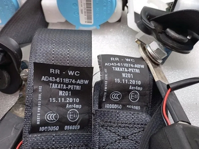 Aston Martin DBS AM7 HY53-611B71DEW seat