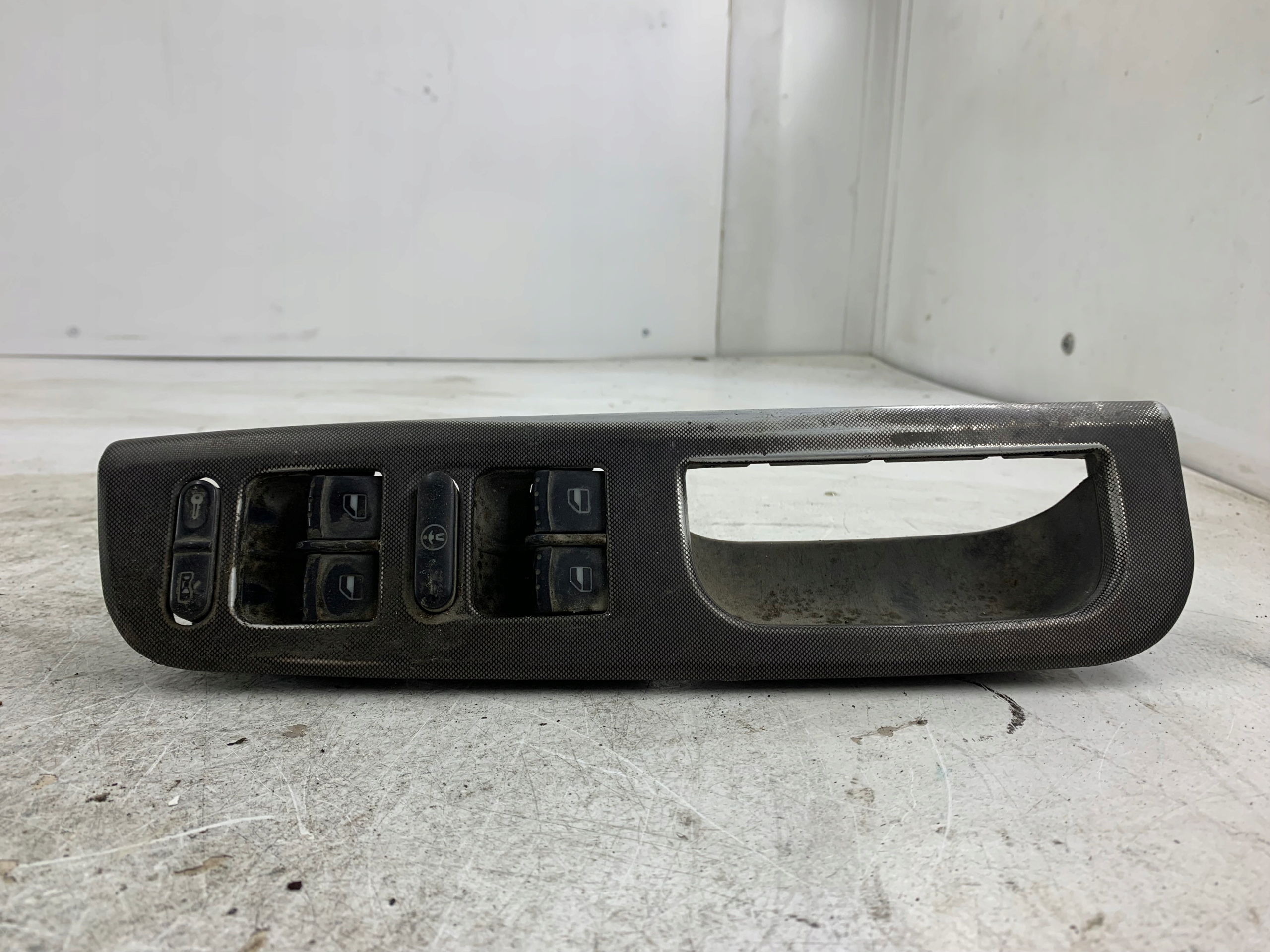 VW GOLF IV PASSAT B5 PANEL SZYB bal eleje 1J4959857B