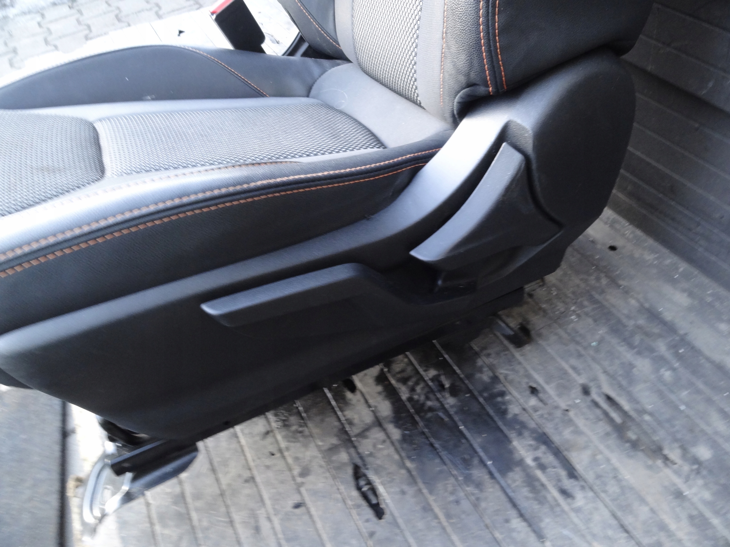 subaru XV II 2019 кресло водители левый с подушка европа оригинал