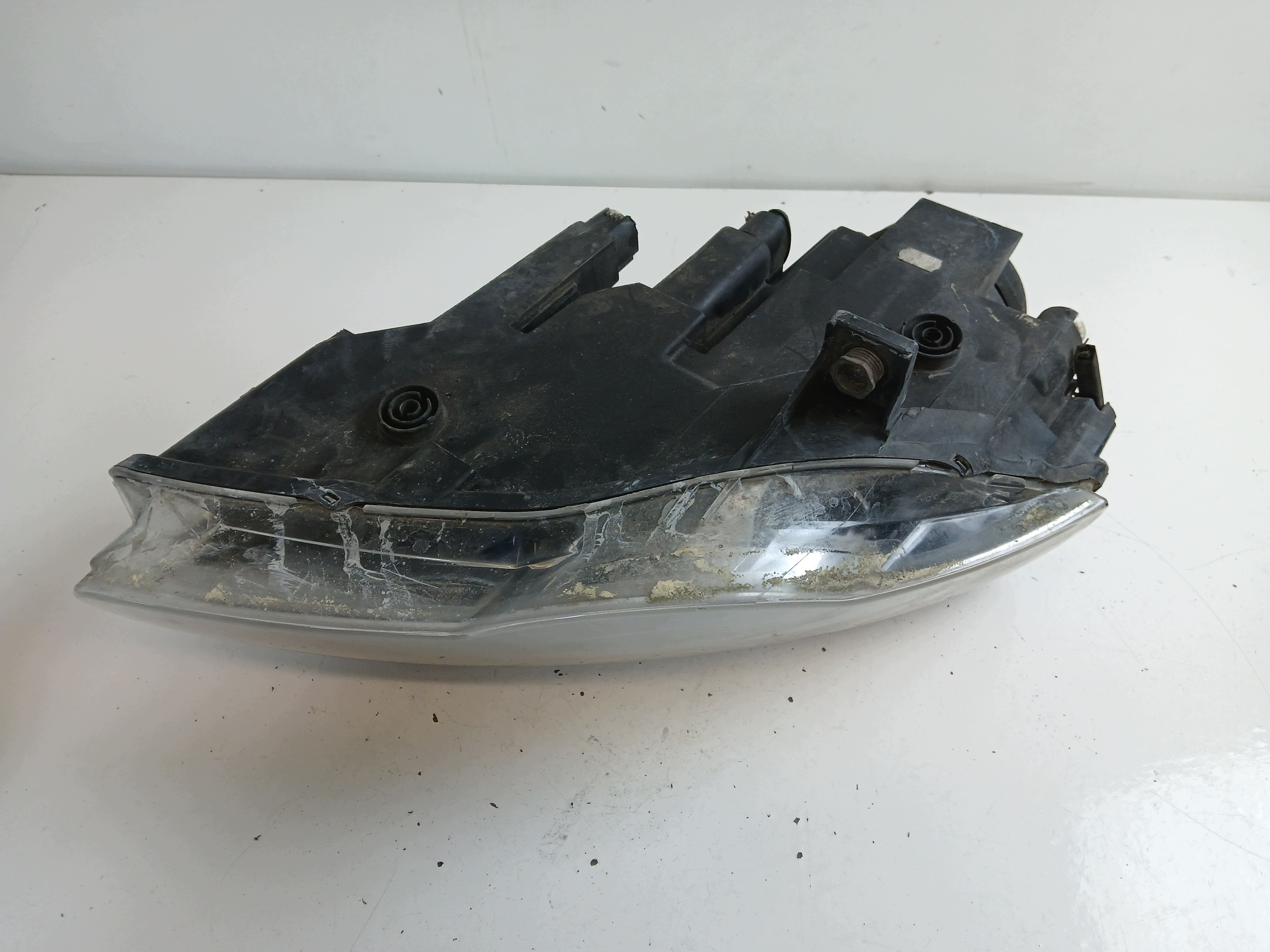 VW PASSAT B6 light right front 3C0941006AA lens