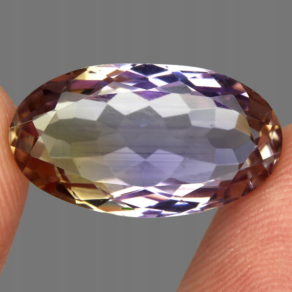 Ametryn přírodní kámen Vvs 13.08ct