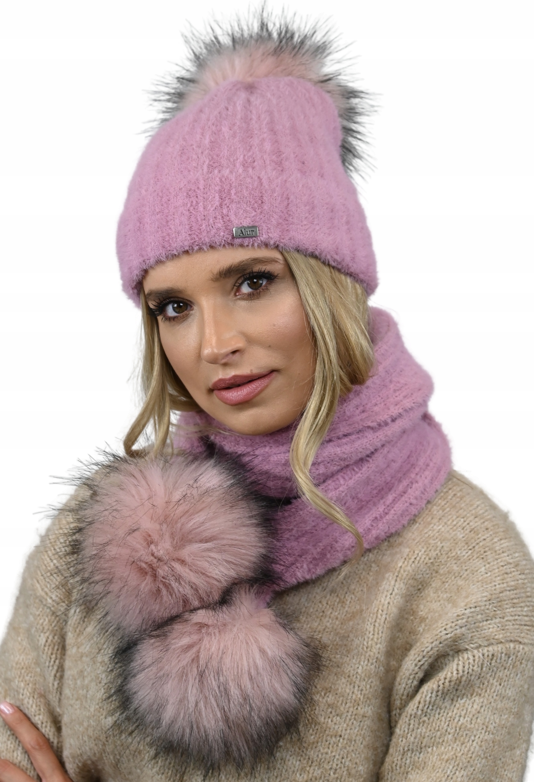 

Komplet Czapka Zimowa Szalik Zimowy Alpaka AL4