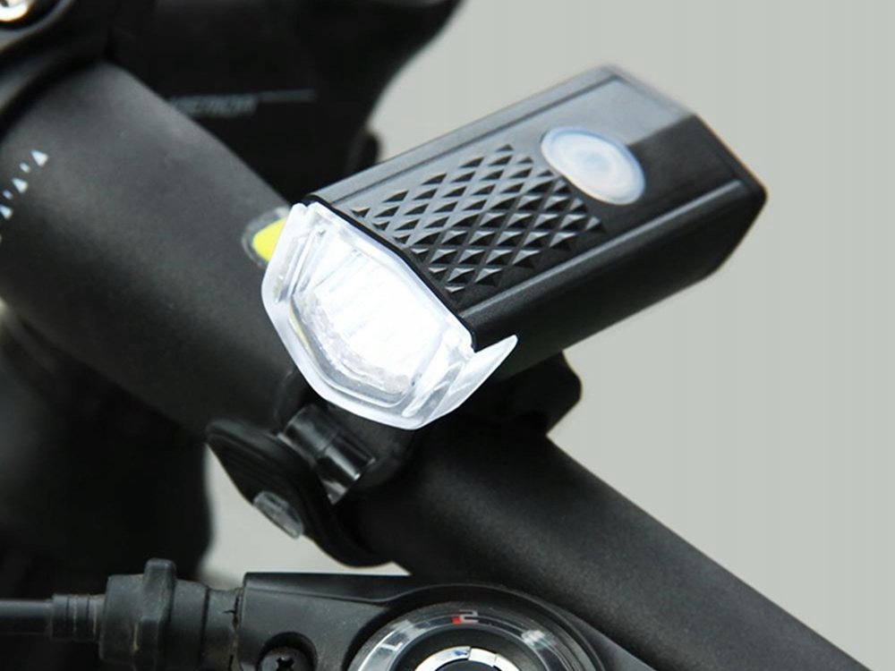 ZESTAW PRZEDNIA+TYLNA LED 5000K 300LUMENÓW RED/BLU Marka Inna marka