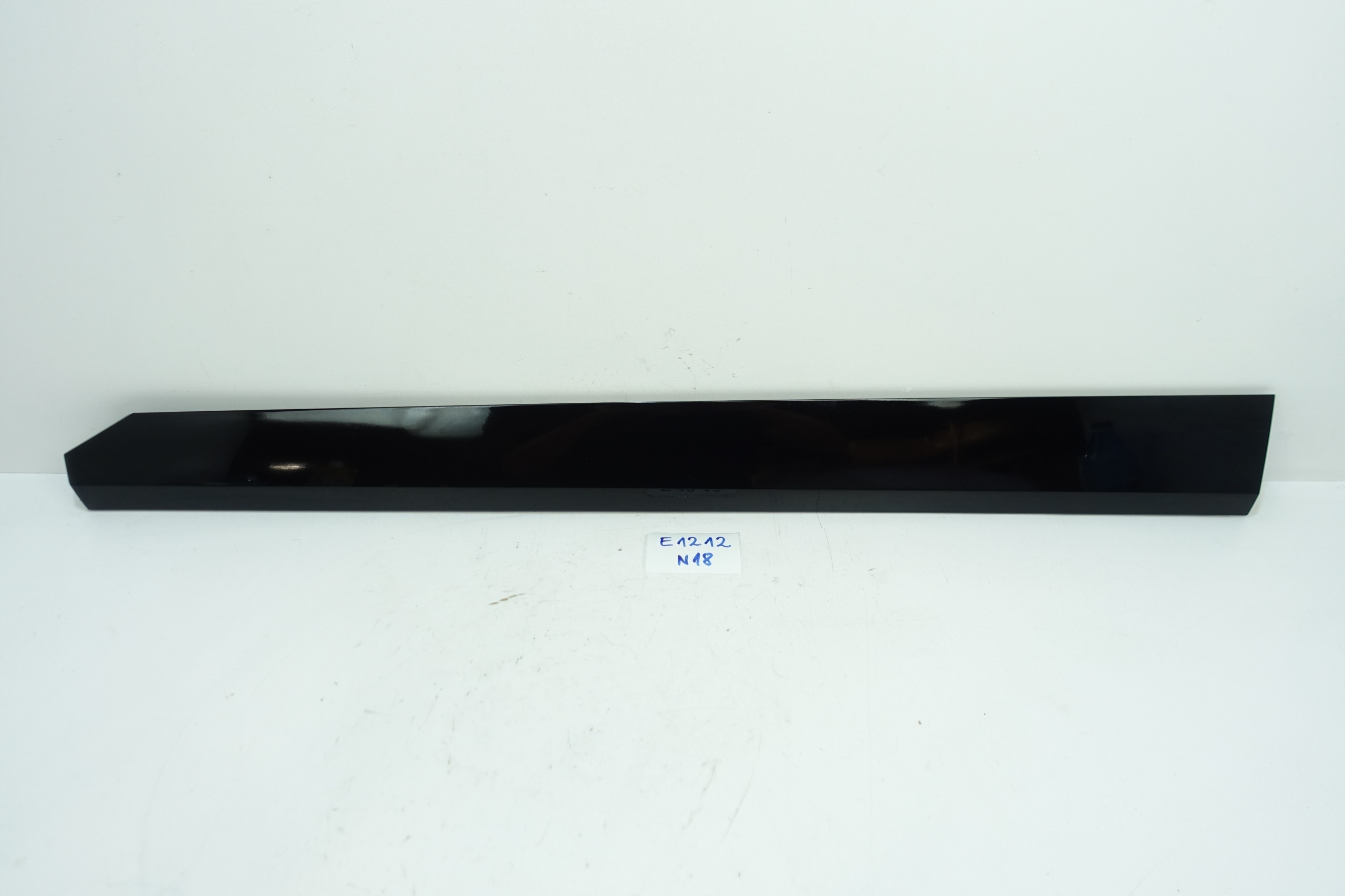 moulding door left front HYUNDAI KONA ELEKTRYK 22