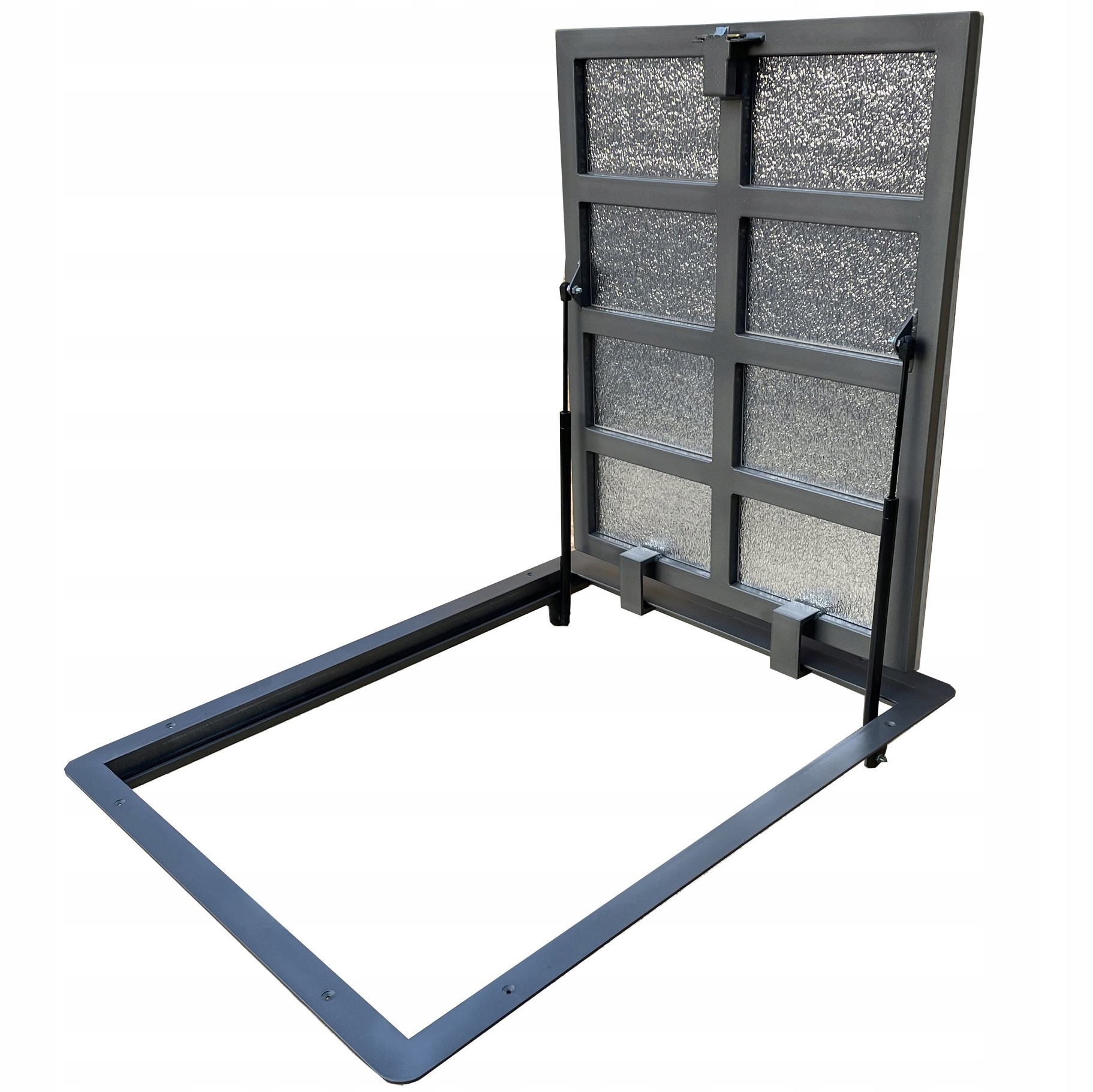 Podlahový revízny poklop do pivnice 80 x 70 cm