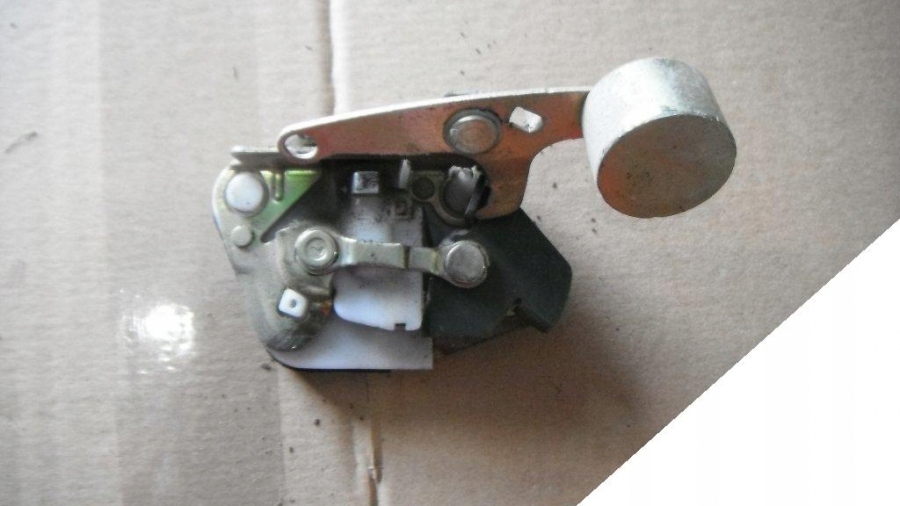 HYUNDAI H1 STAREX 97- ZAMEK PRAWY -DRZWI PRZESUWNE