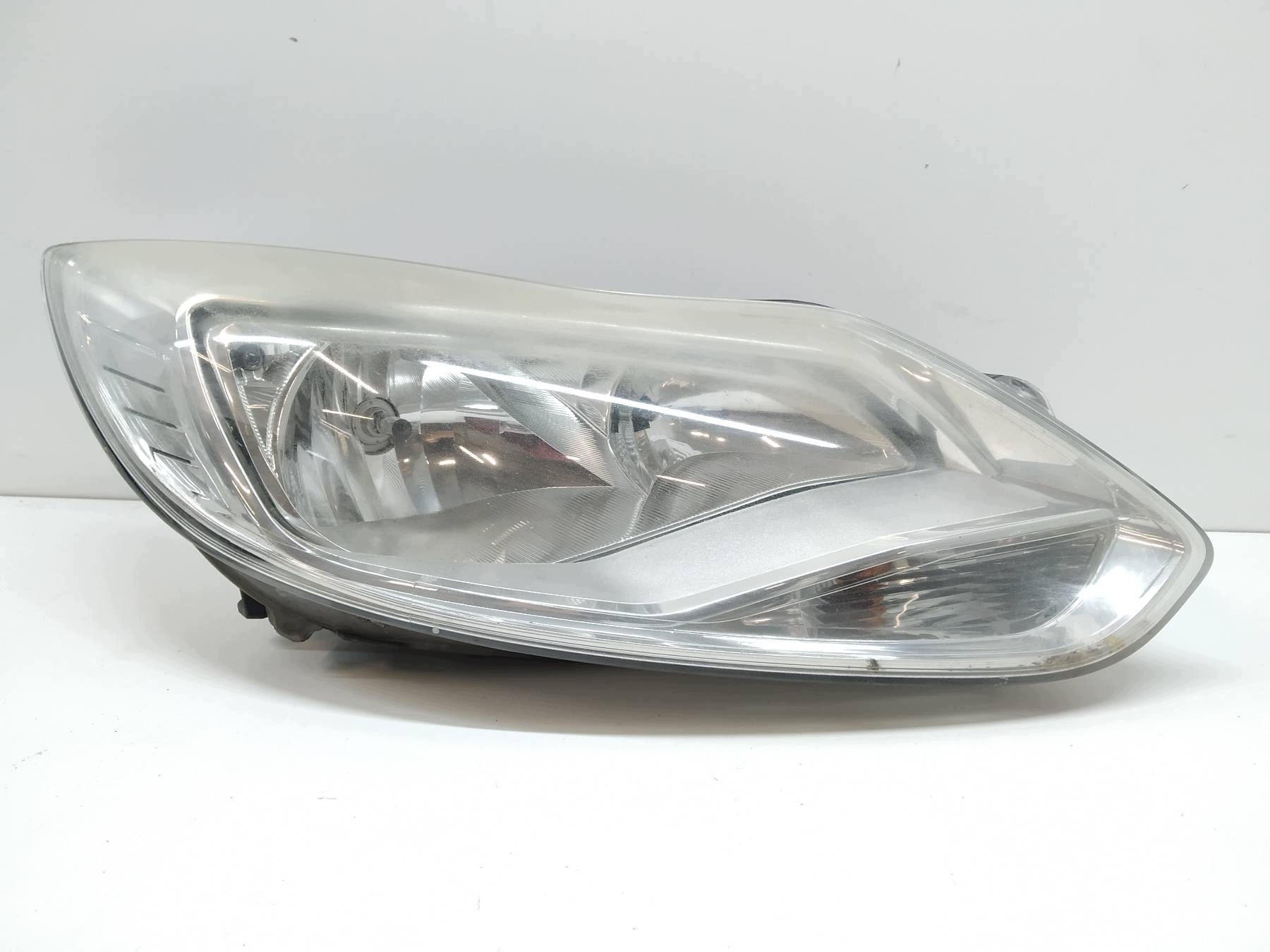 light front right EUROPA BM5113W029AF Ford Focus Mk3 (2010-2019)