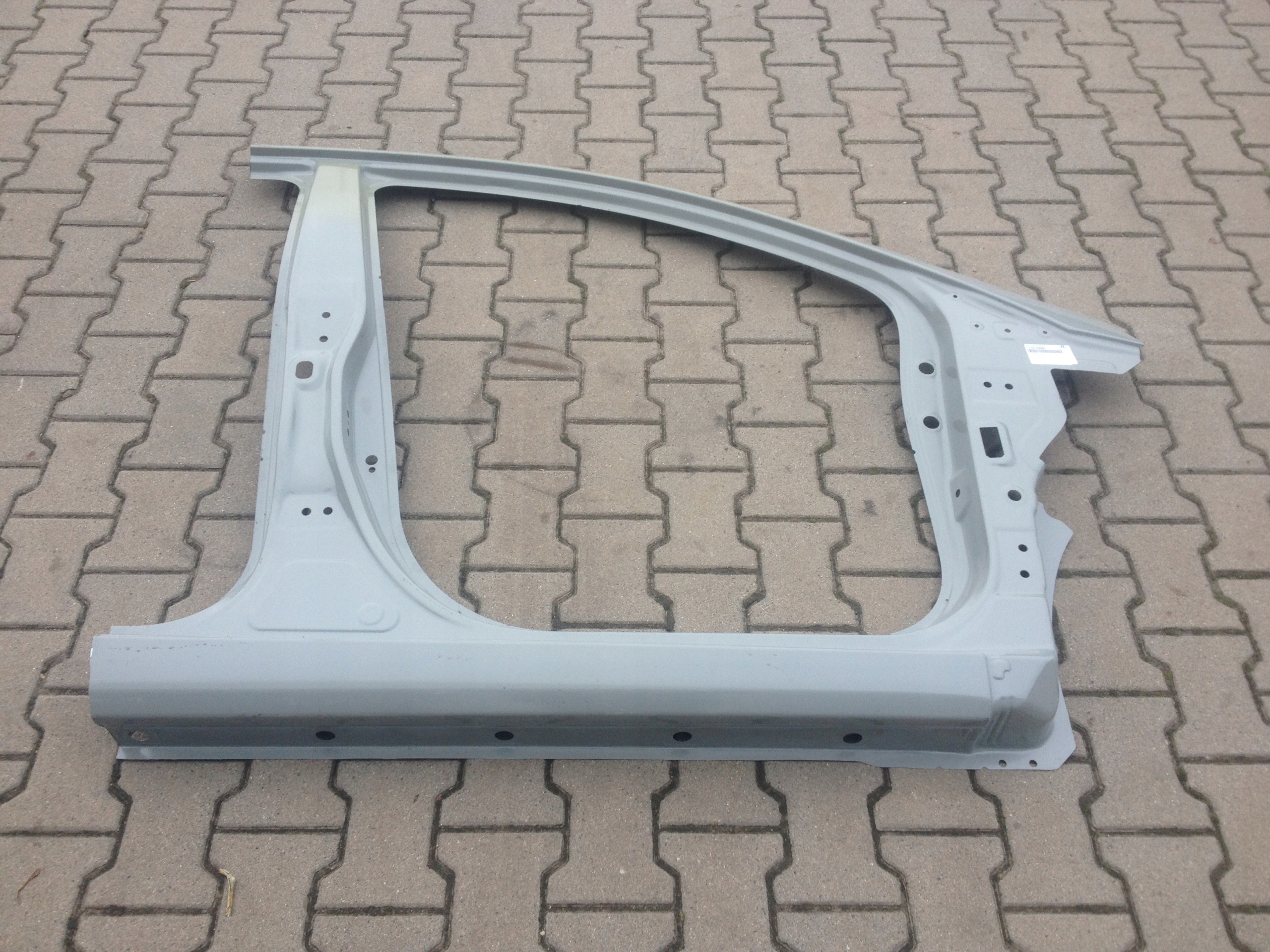 Hyundai OE1122b9000 sciana бічна