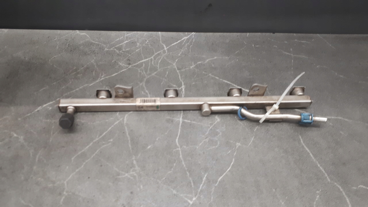 55559375 LISTWA WTRYSKOWA OPEL ZAFIRA B ASTRA 1.6