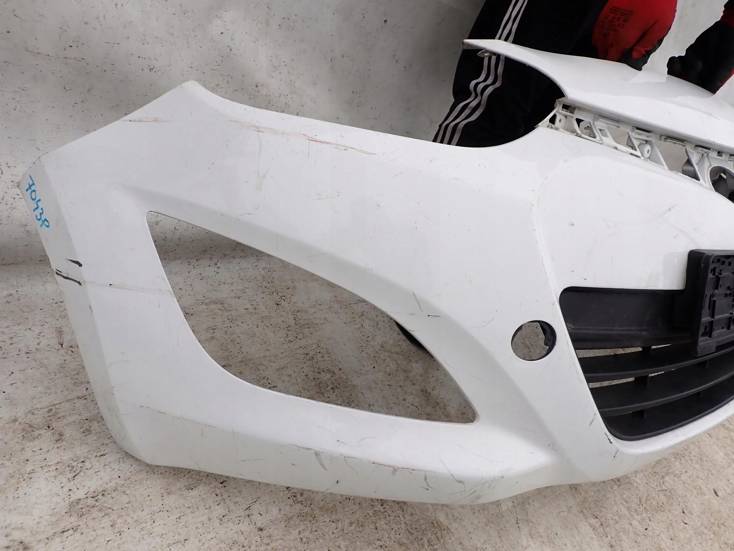 HYUNDAI I20 and 1 LIFT 12-15 bumper front front