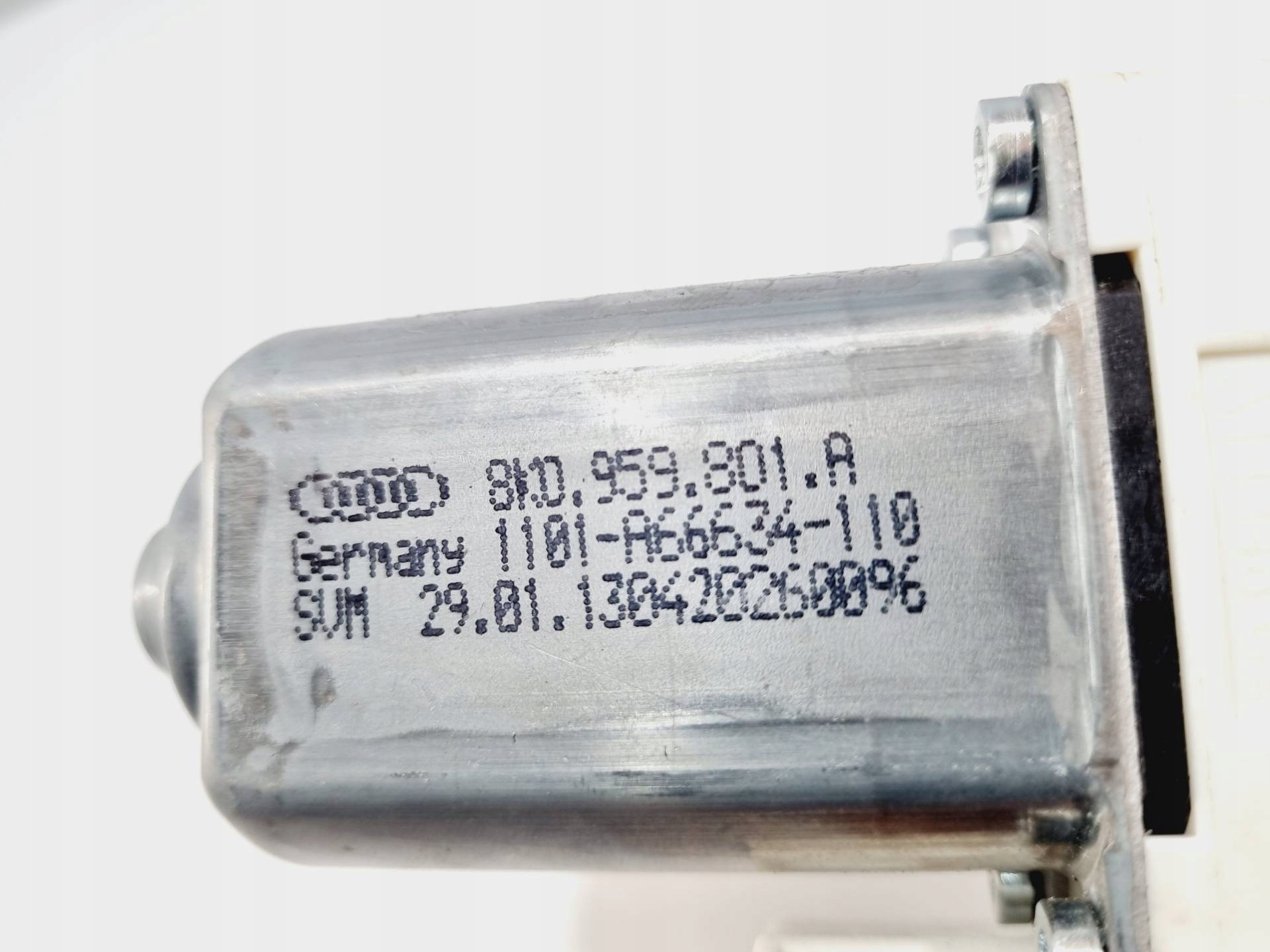 Motor Fenster vorne links Seite Audi A4 B8 facelift 2013 8K0959801A