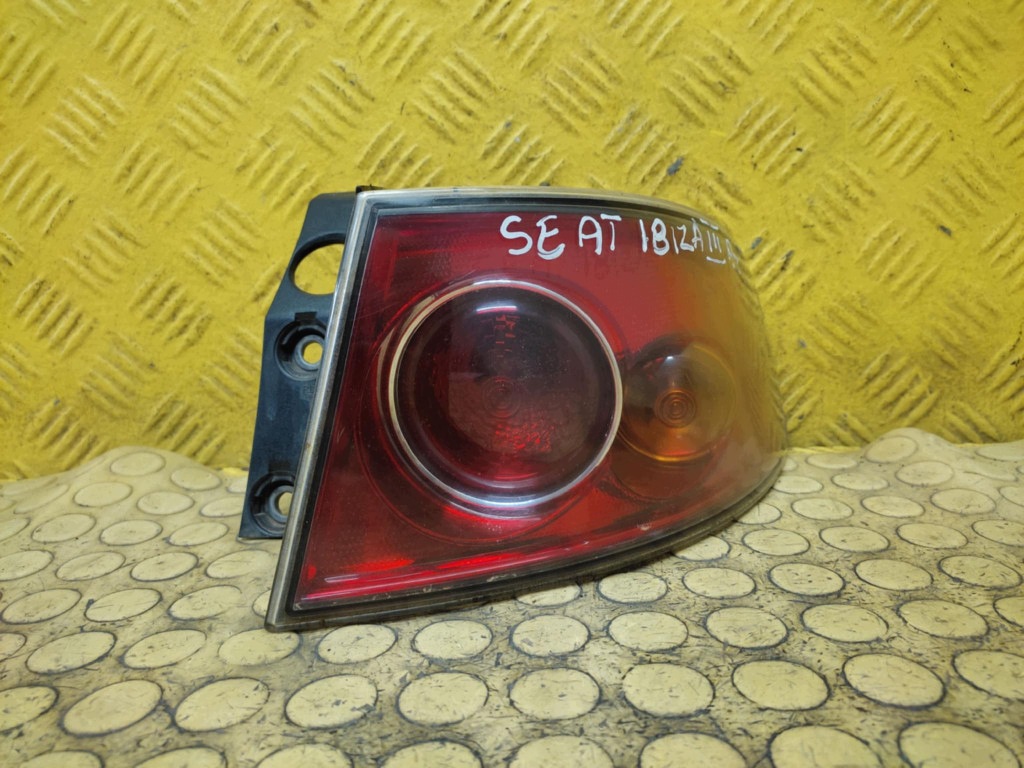 SEAT IBIZA III light right rear part 6L6945096A