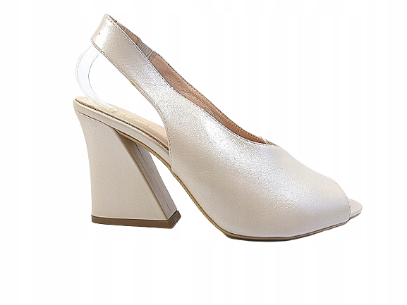 béžové lodičky bez podpatku se zapínáním, dámské kožené sandály Sala 37