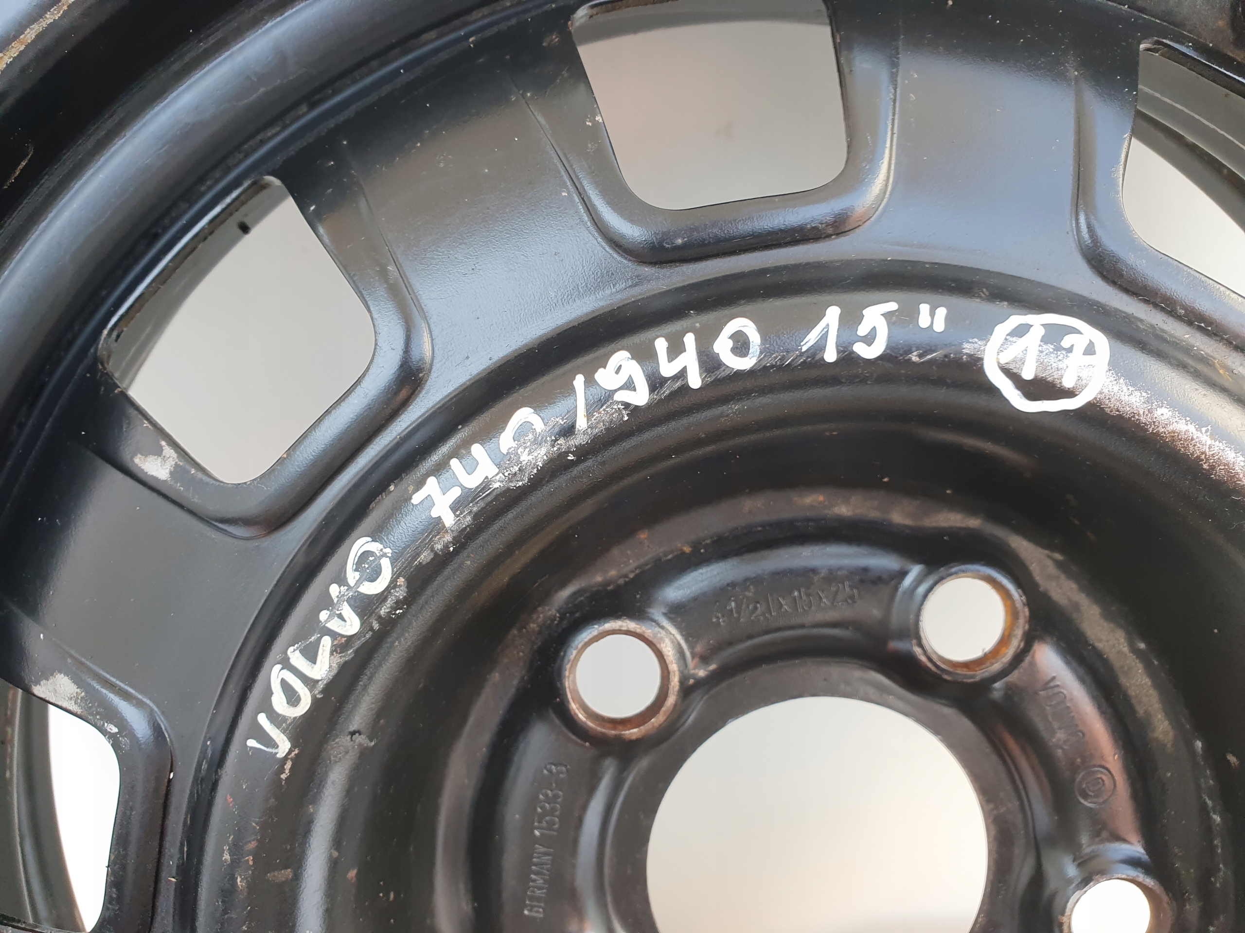 Volvo 940 740 KOŁO ZAPASOWE Zapas 155 R15 1329537 Producent felg Volvo OE