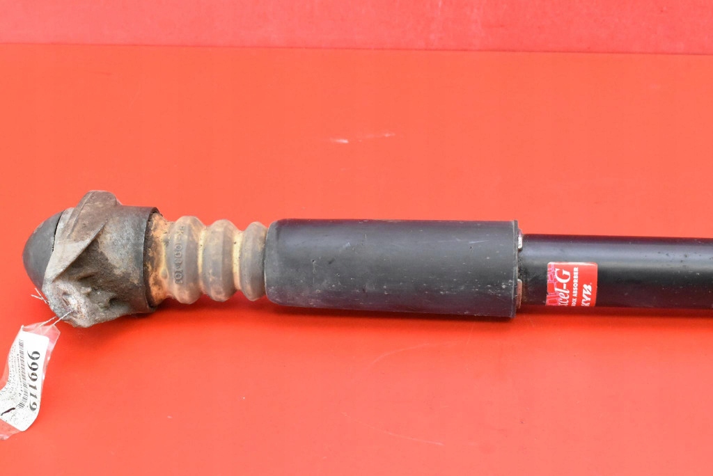 Tlumič Vw T. Tiguan 1.4/2.0D 09.07- Kyb 349067 KYB349067